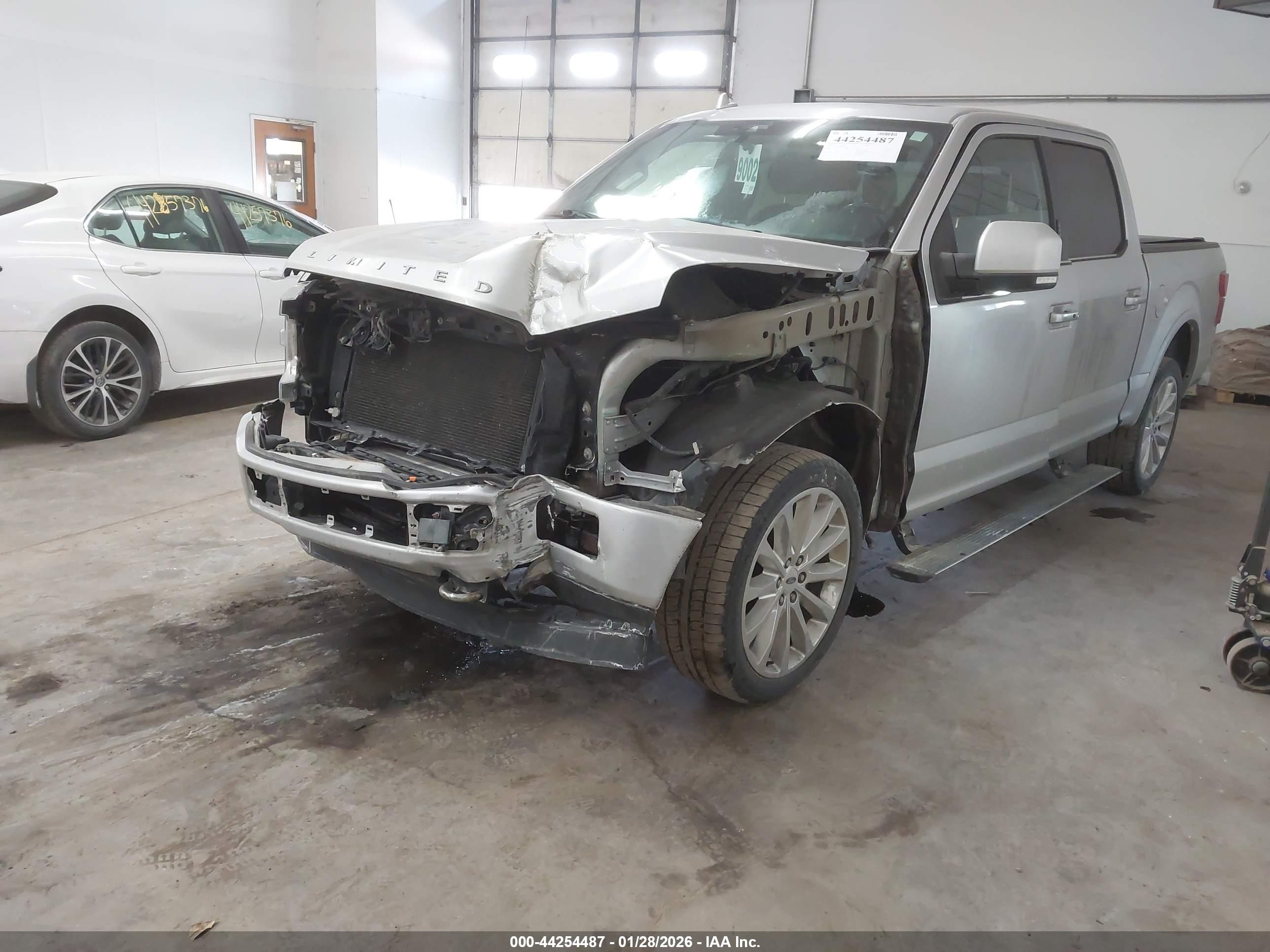 FORD F-150 image 2