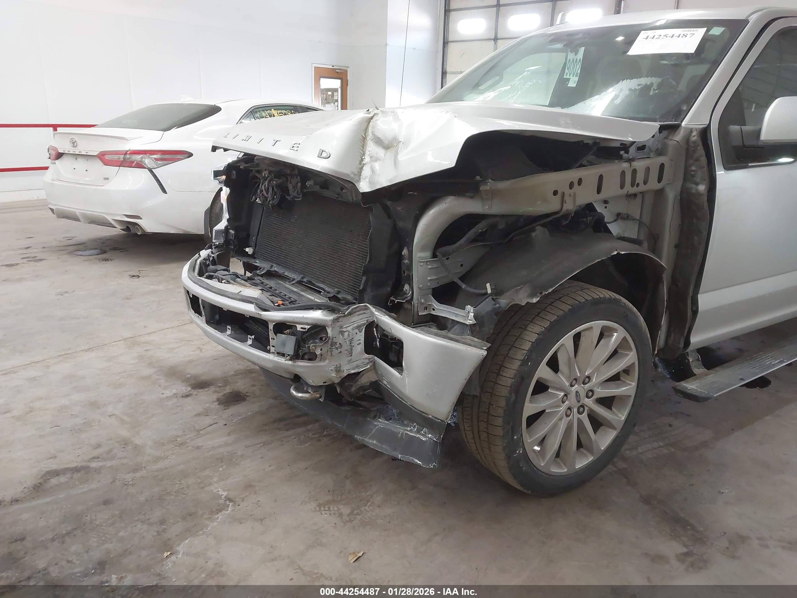 FORD F-150 image 6