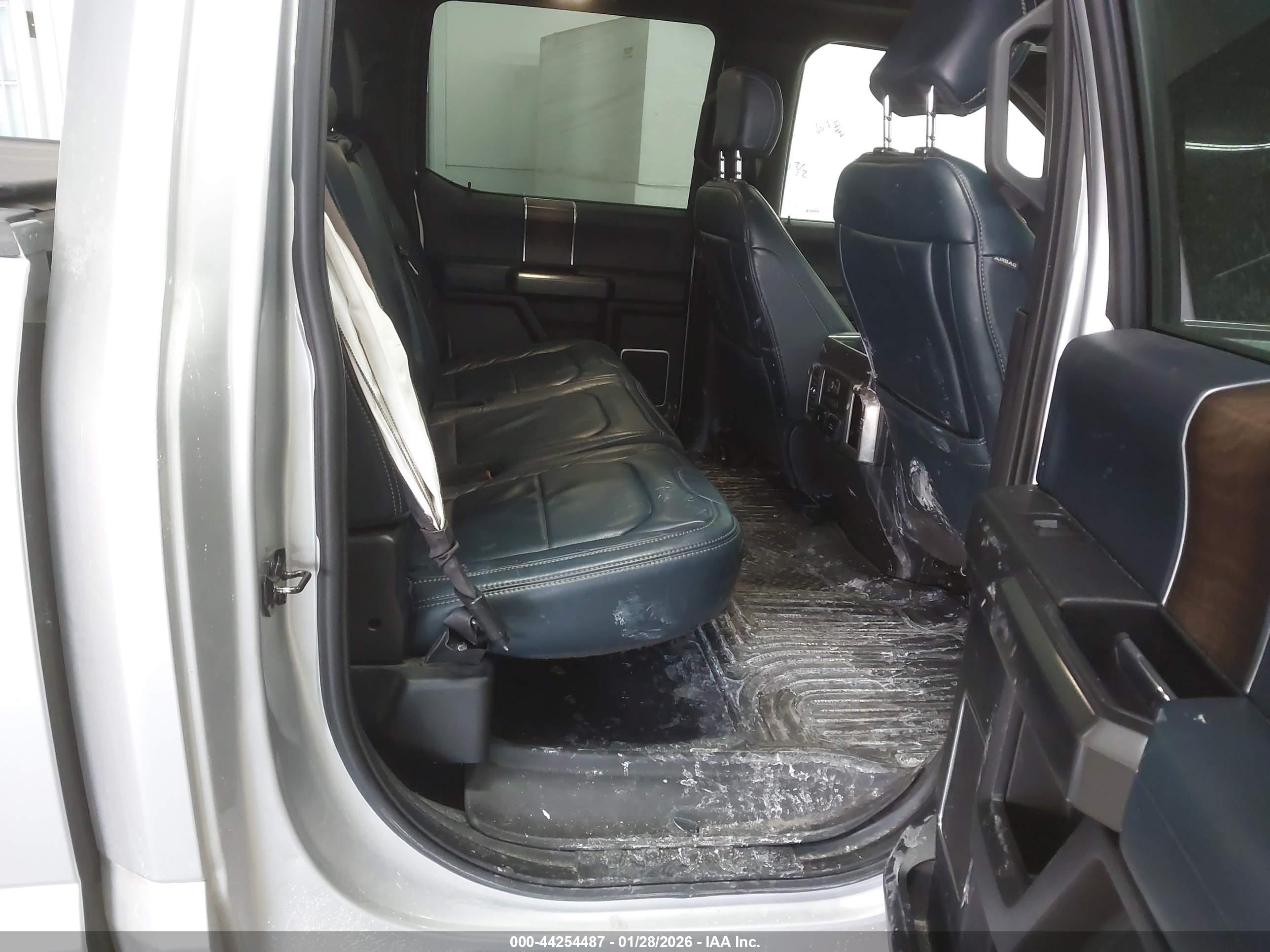 FORD F-150 image 8