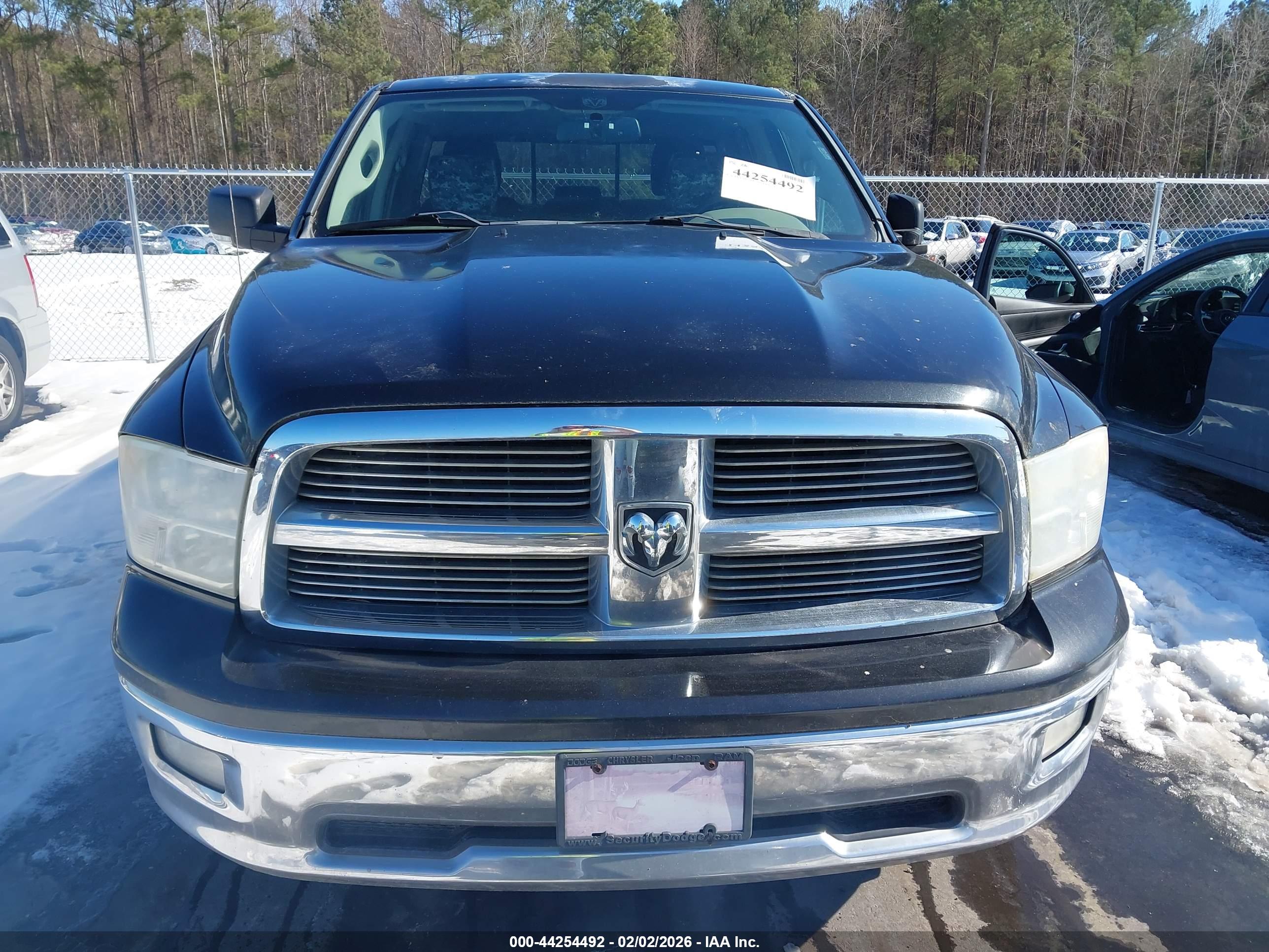 DODGE RAM image 6