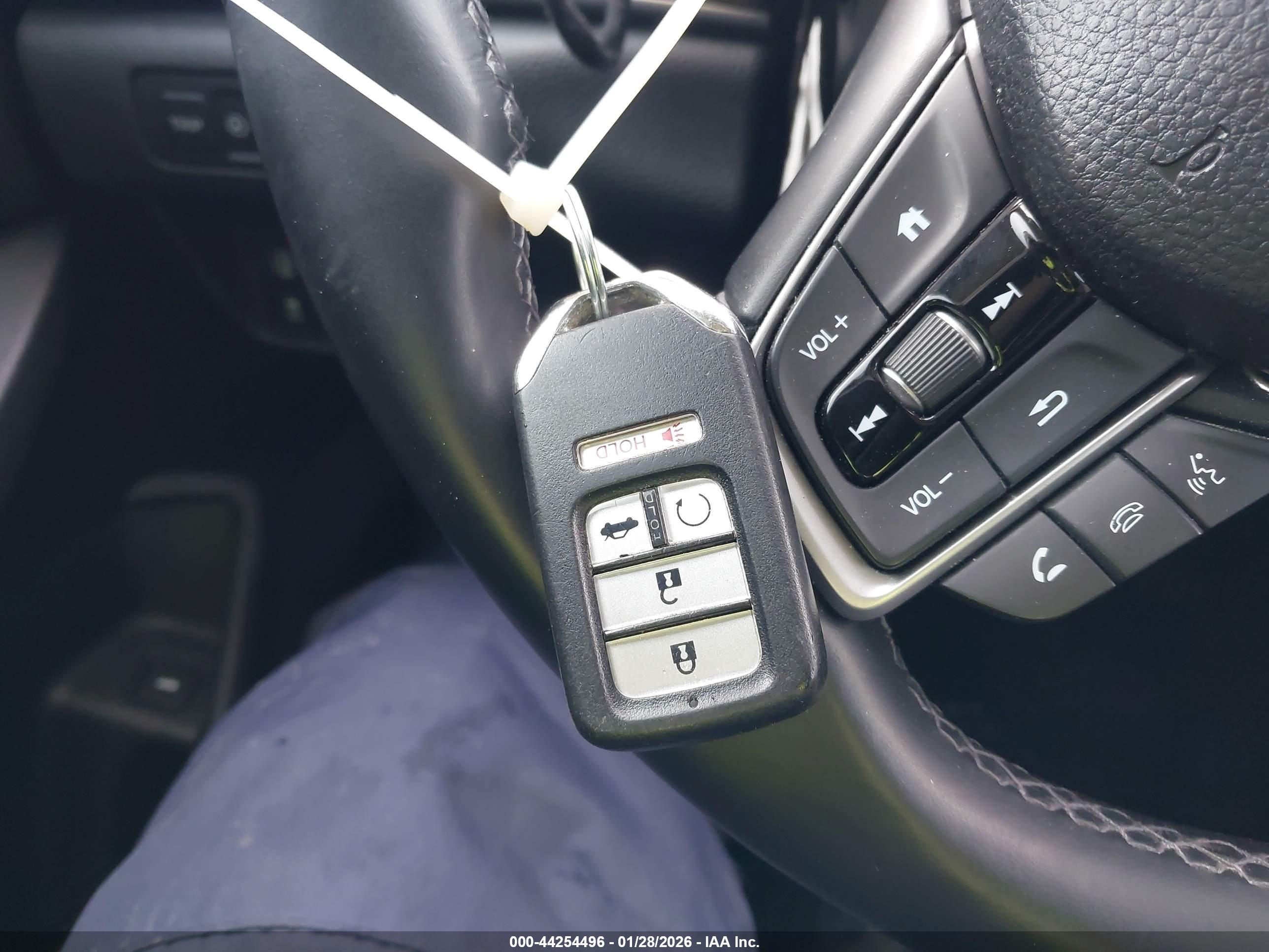 HONDA ACCORD image 11