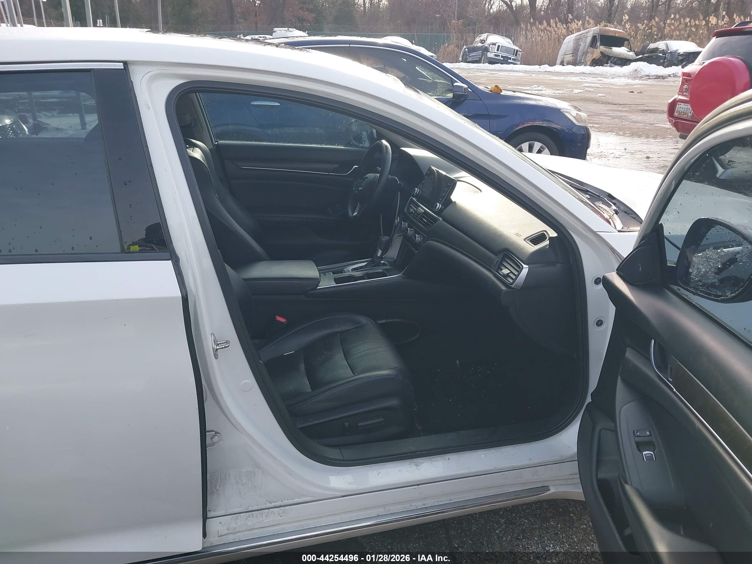 HONDA ACCORD image 5