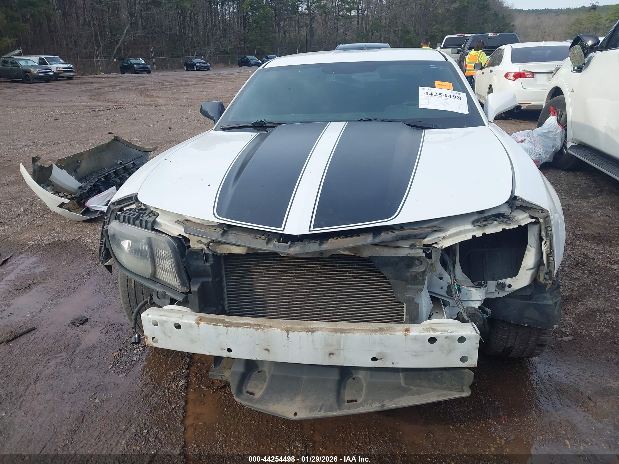 CHEVROLET CAMARO image 6