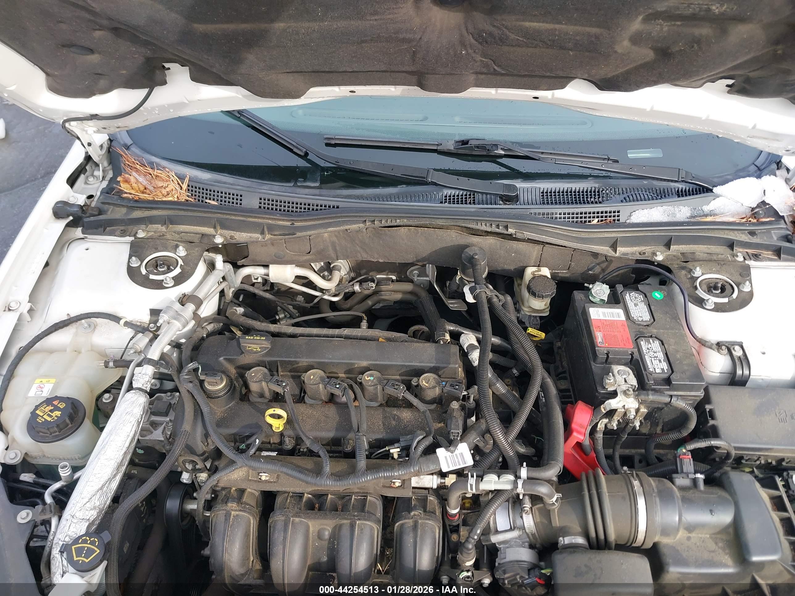 FORD FUSION image 10