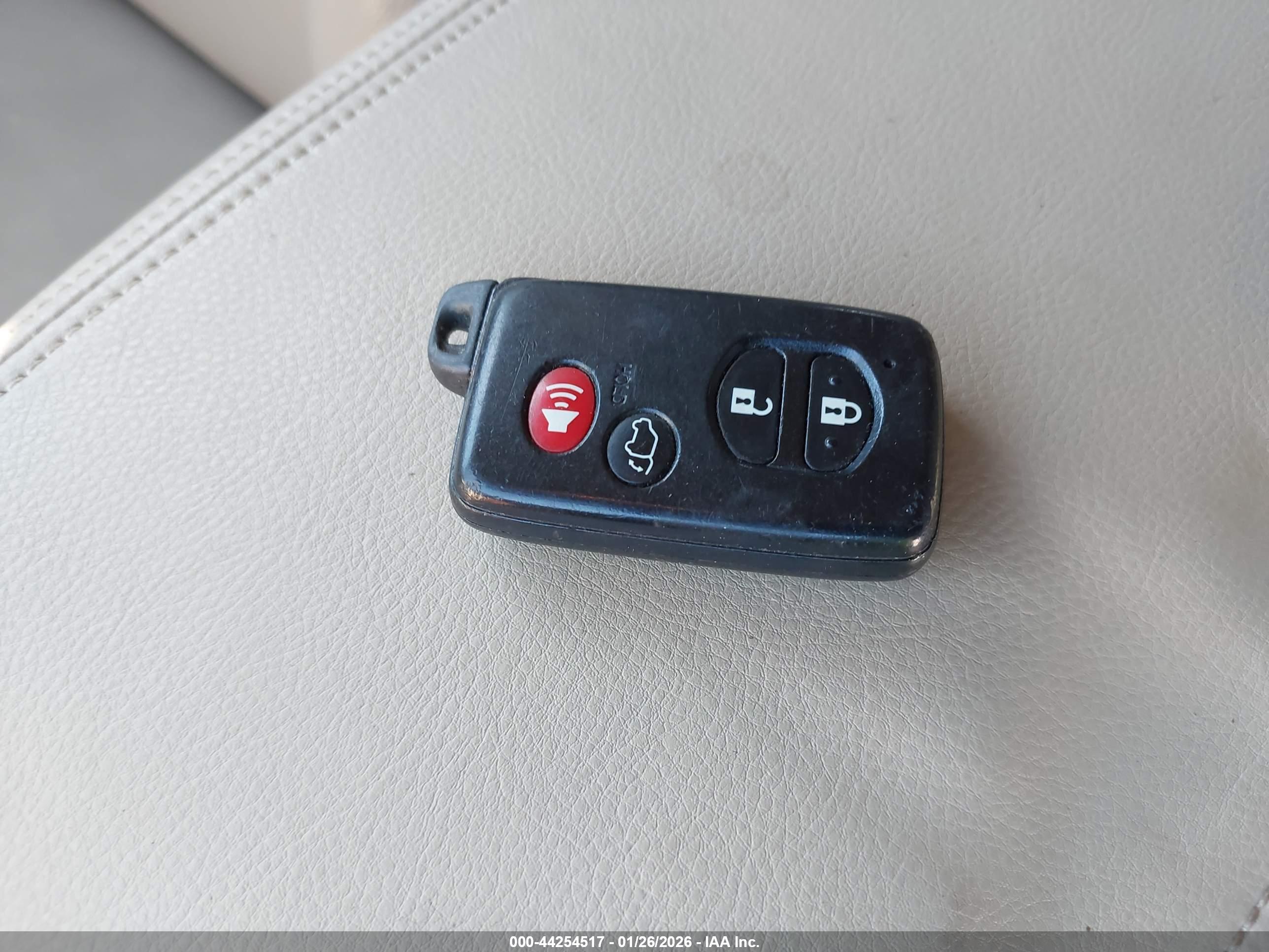 TOYOTA HIGHLANDER image 11