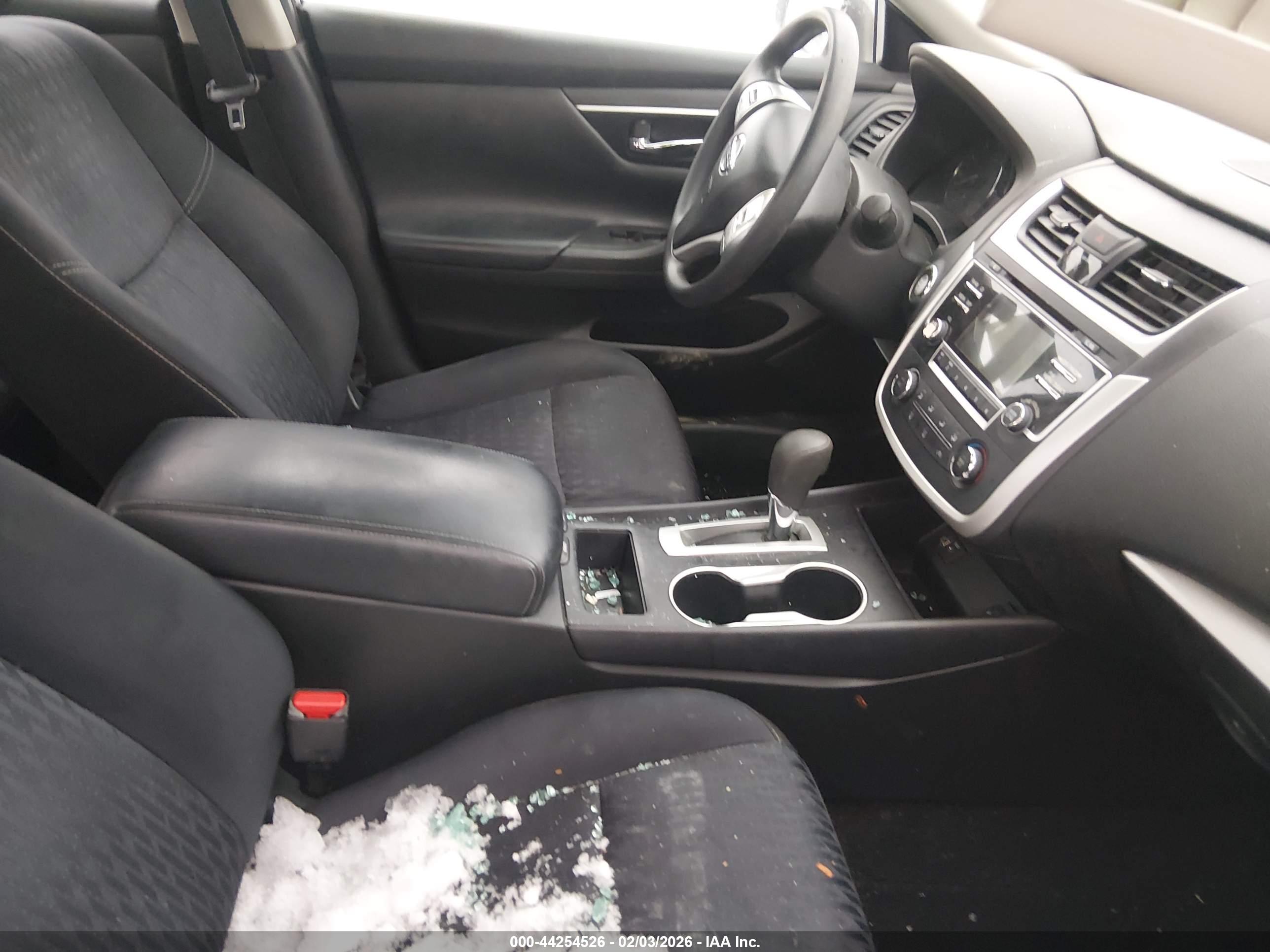 NISSAN ALTIMA image 5