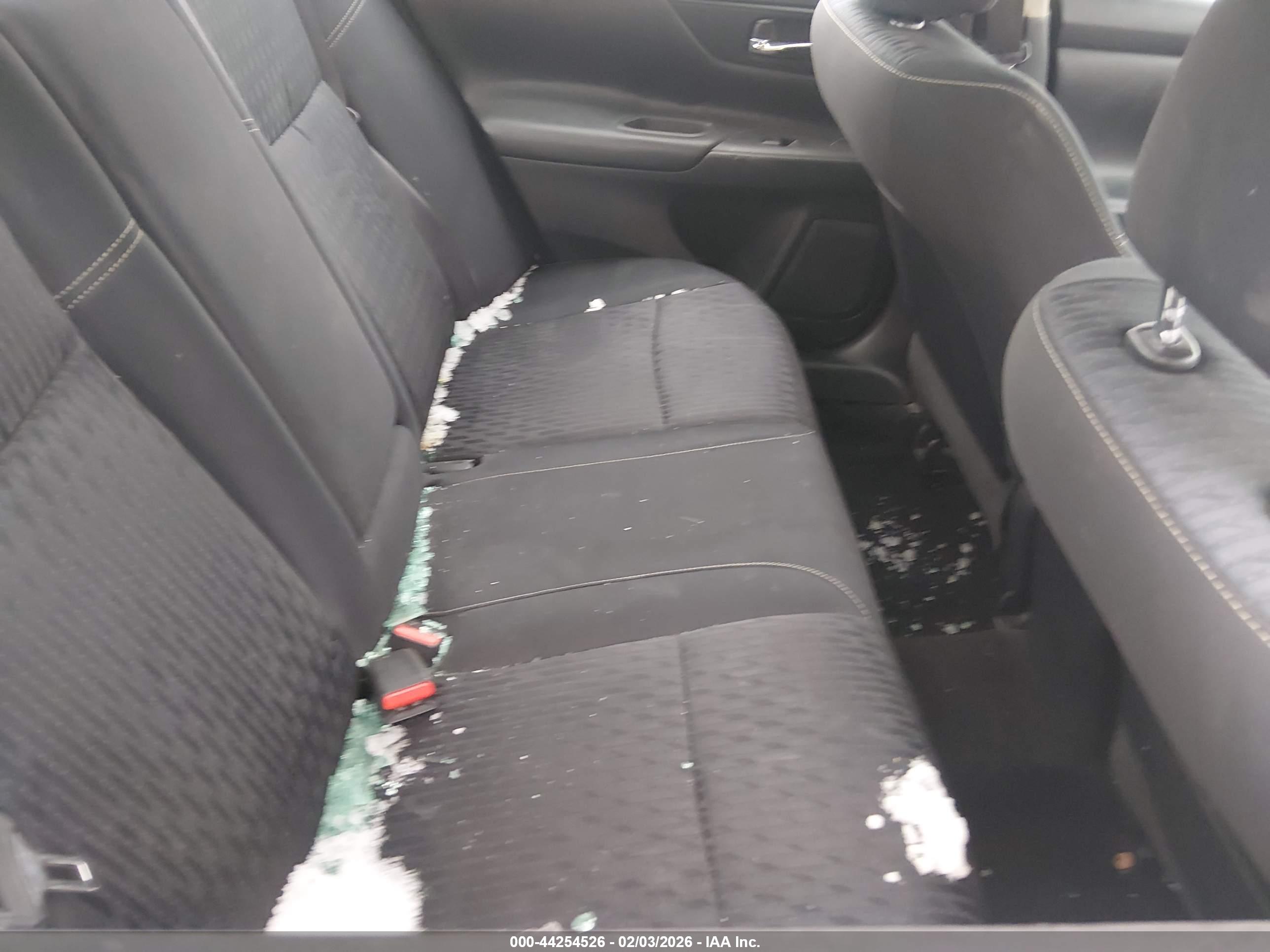 NISSAN ALTIMA image 8