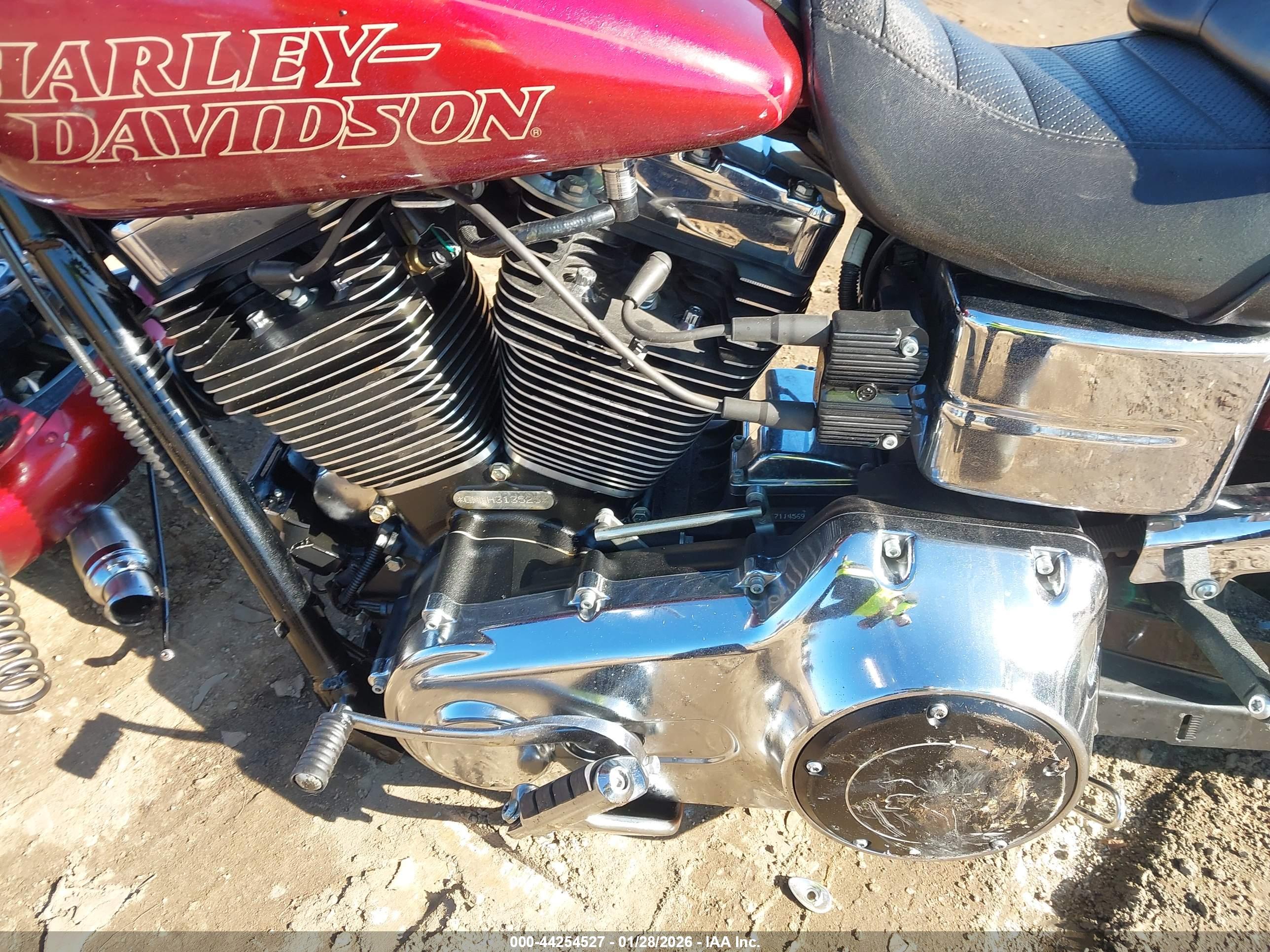 HARLEY-DAVIDSON FXDL image 9