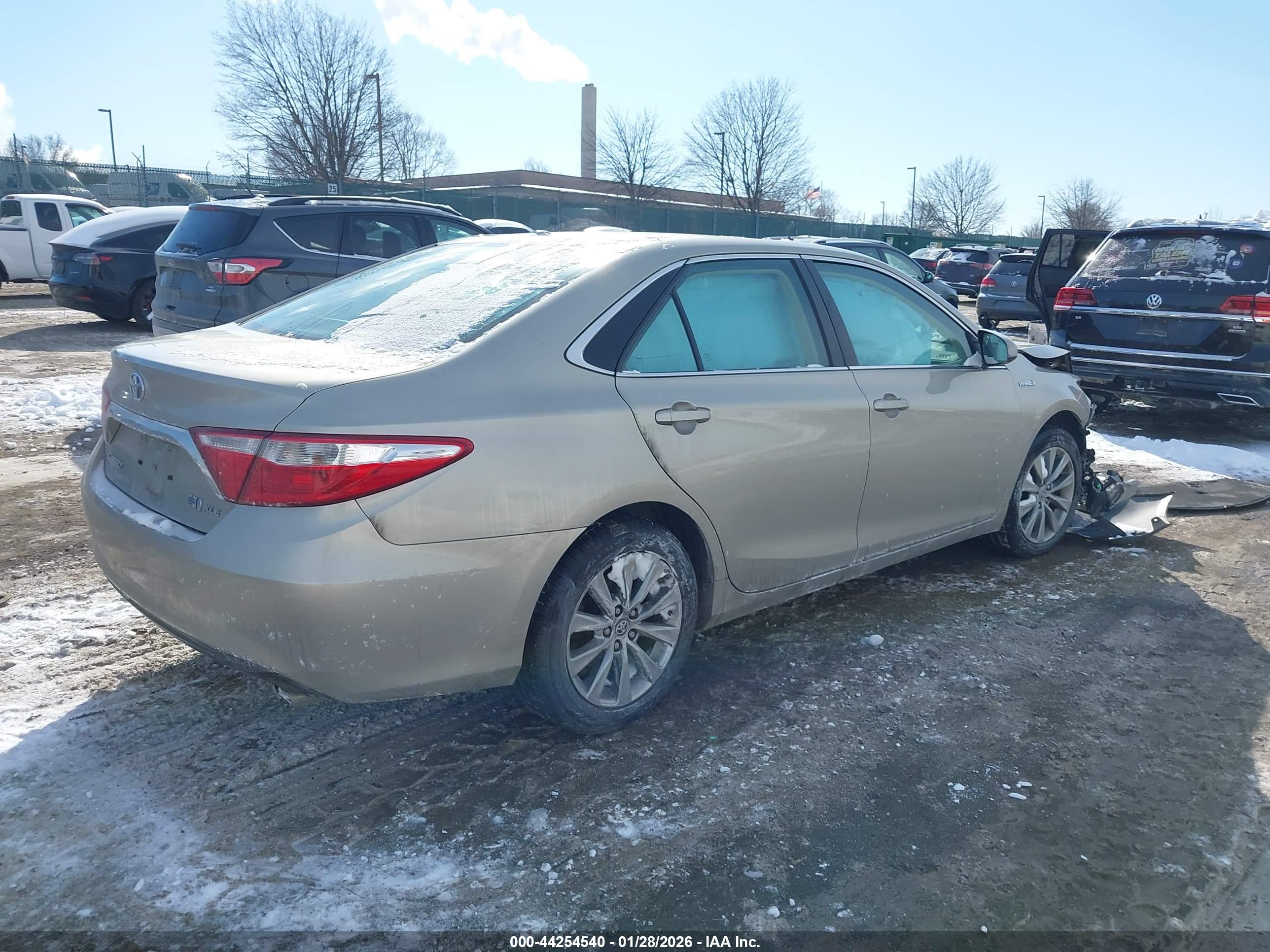 TOYOTA CAMRY image 4