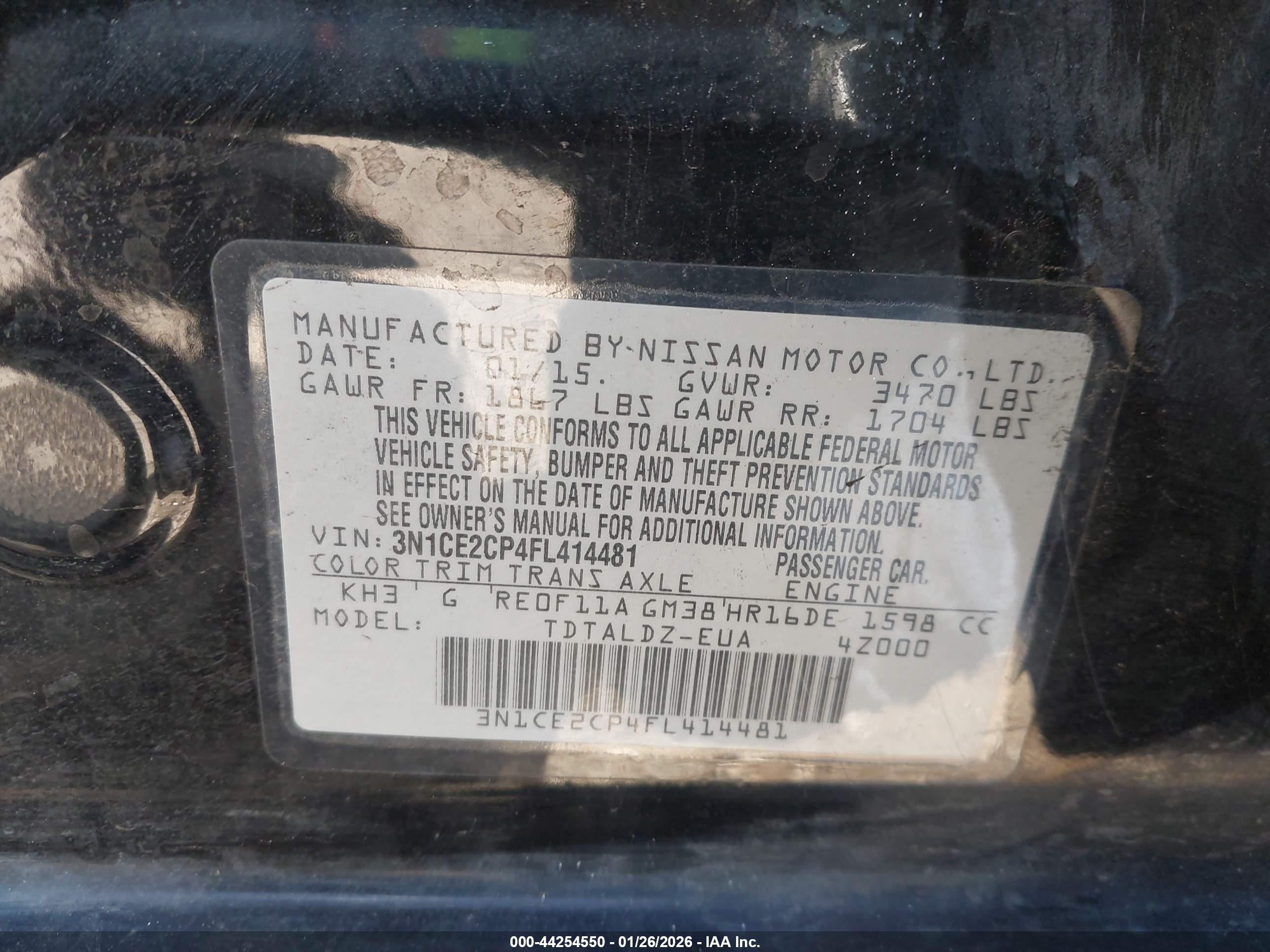 NISSAN VERSA image 9