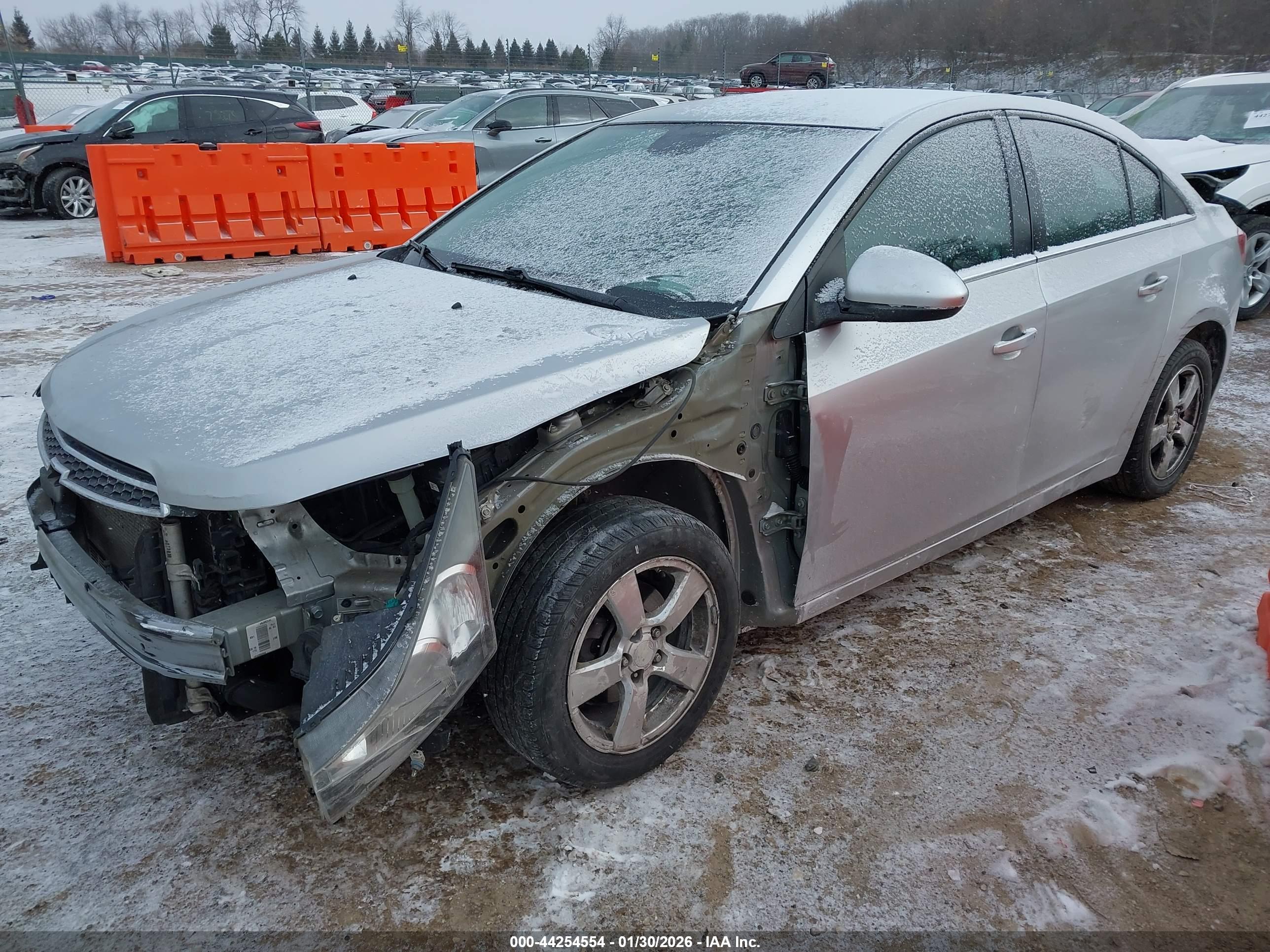 CHEVROLET CRUZE image 2