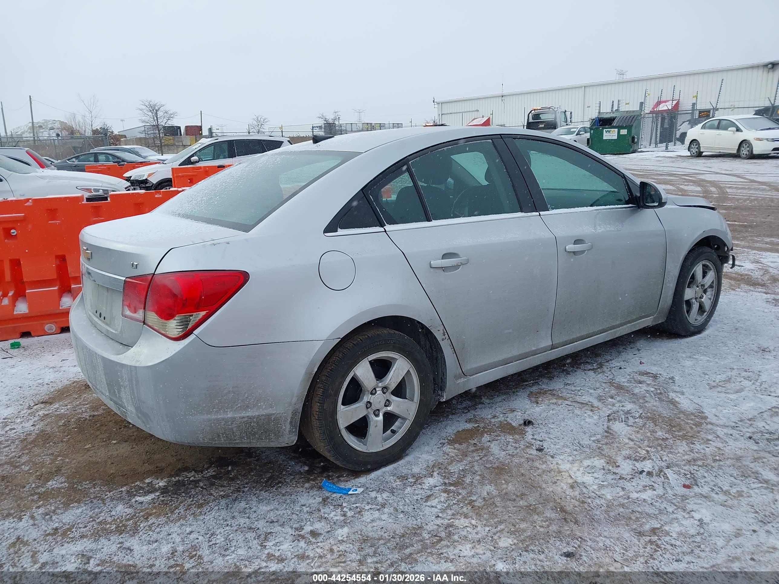 CHEVROLET CRUZE image 4
