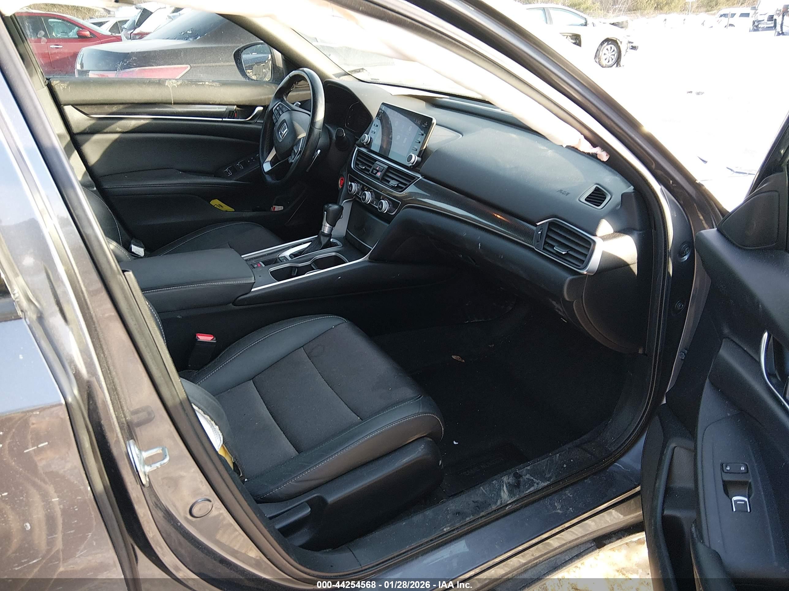 HONDA ACCORD image 5