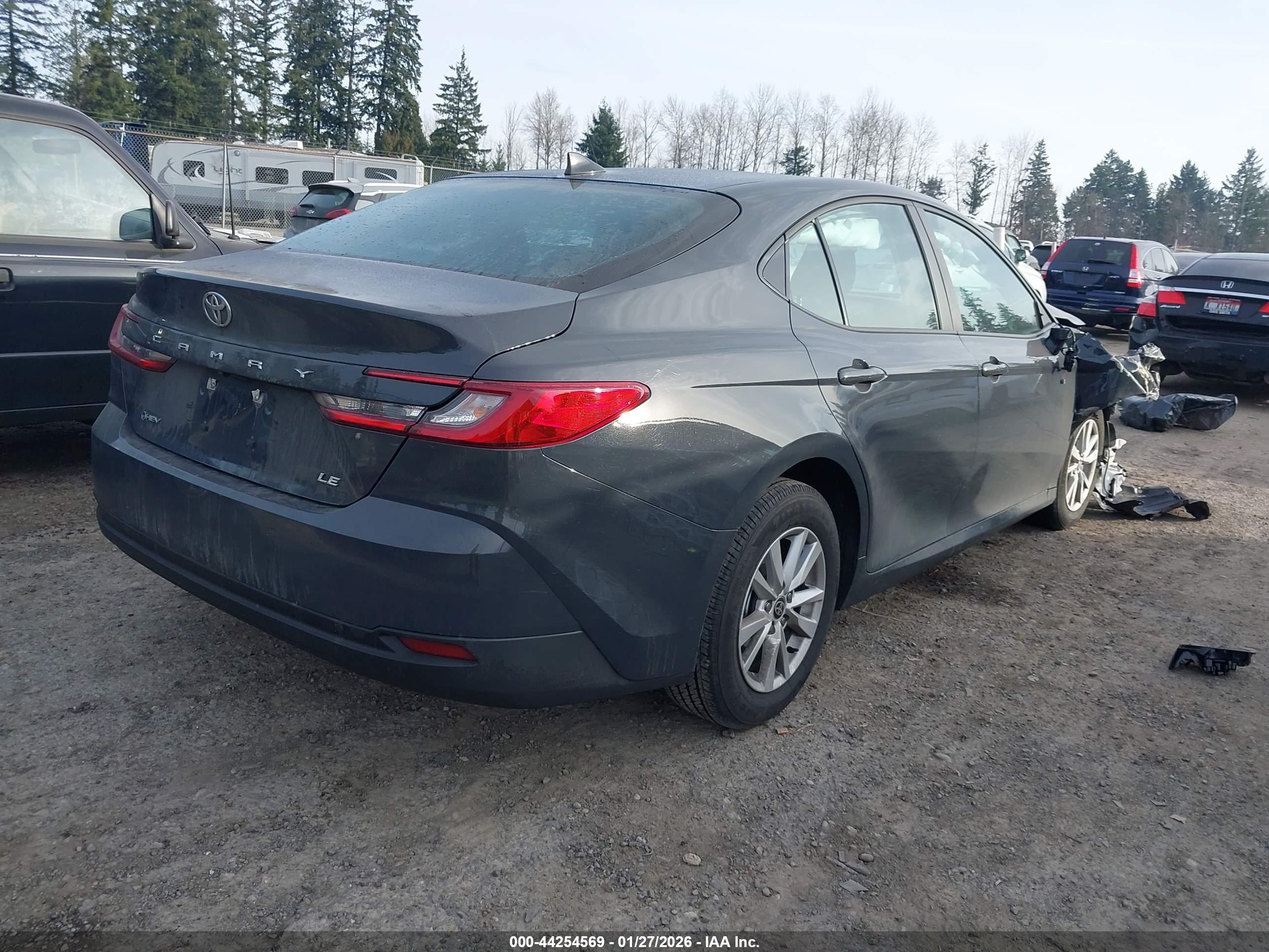 TOYOTA CAMRY image 4