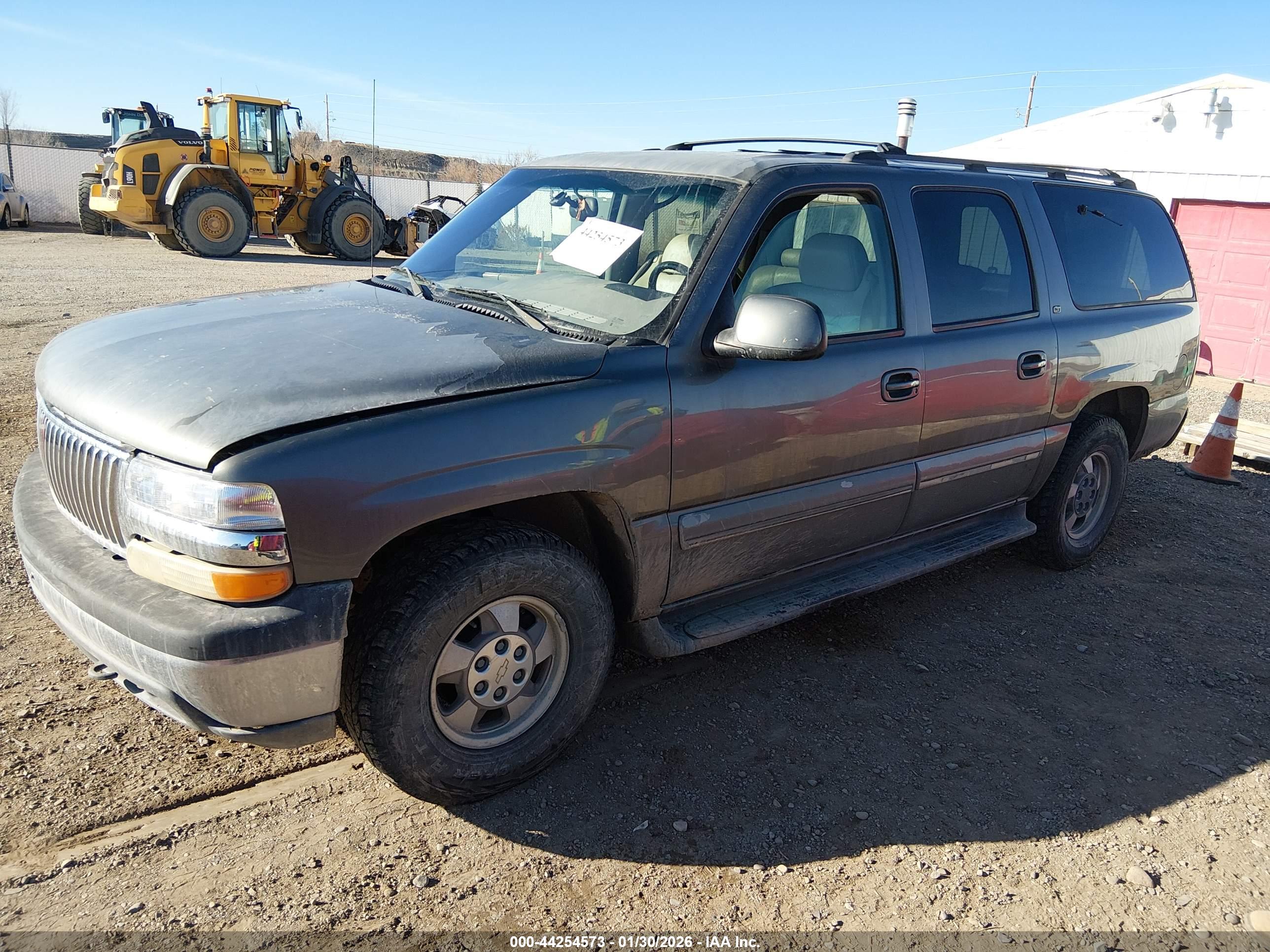 CHEVROLET SUBURBAN image 2