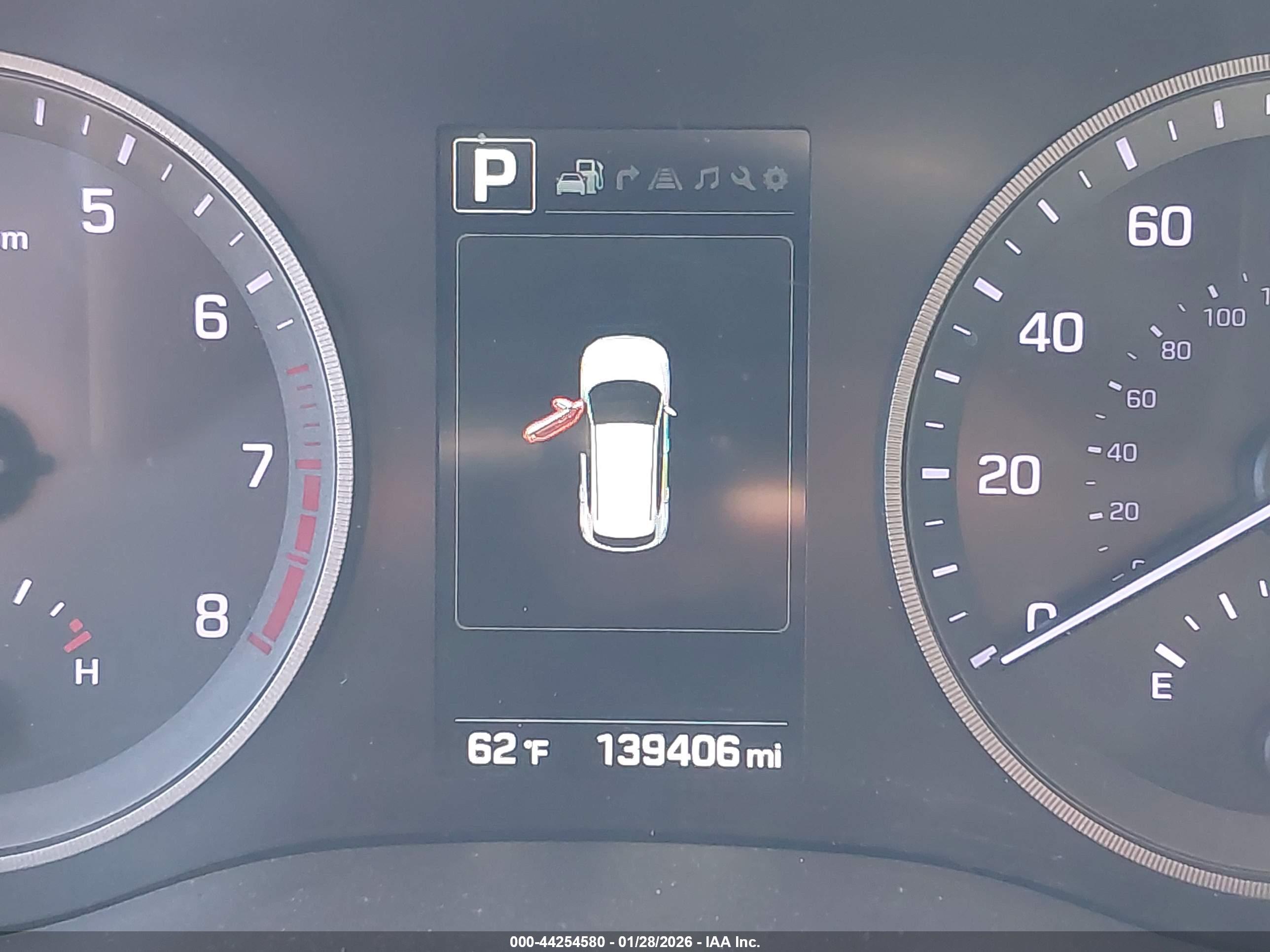 HYUNDAI TUCSON image 7