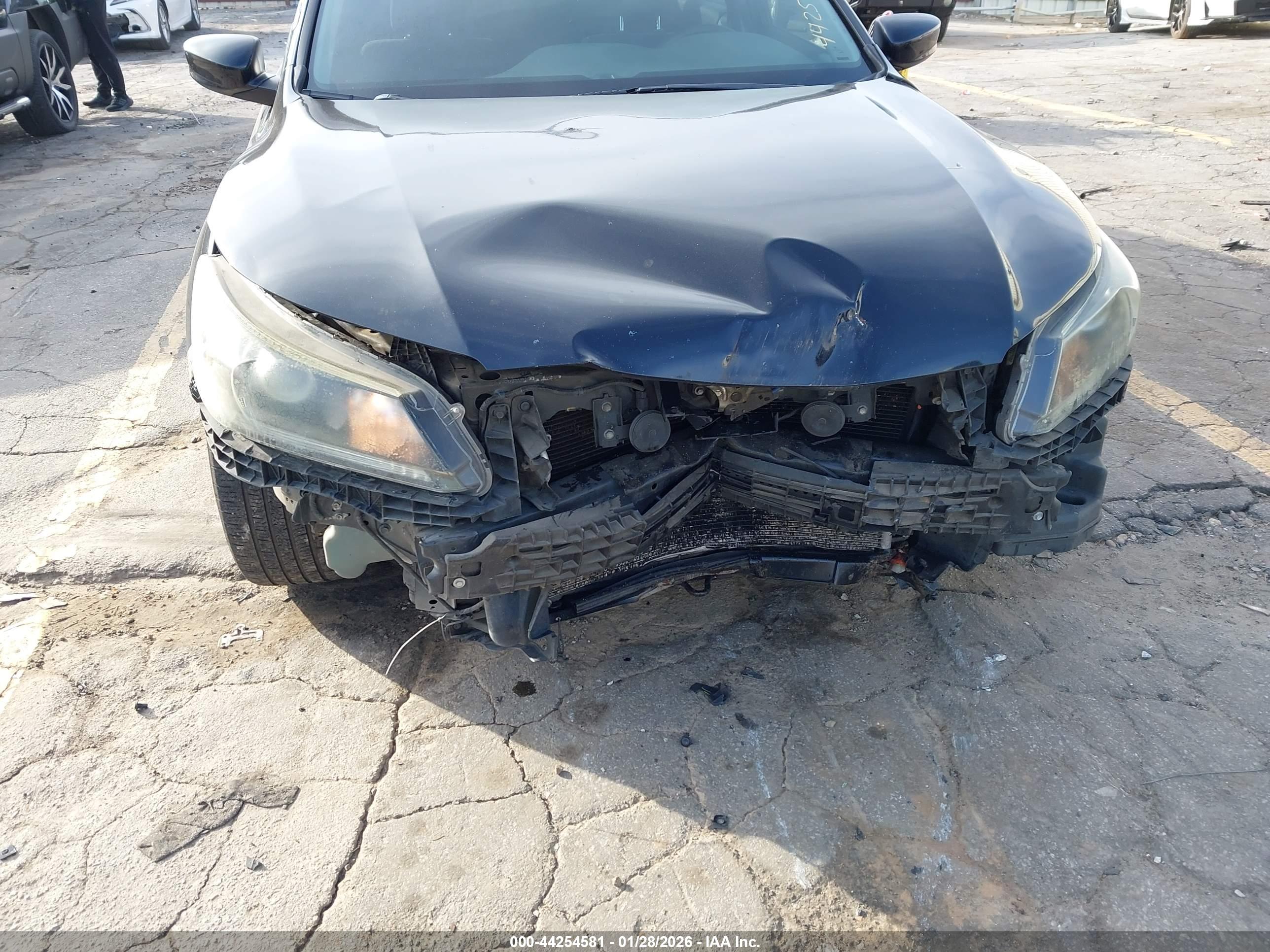 HONDA ACCORD image 6
