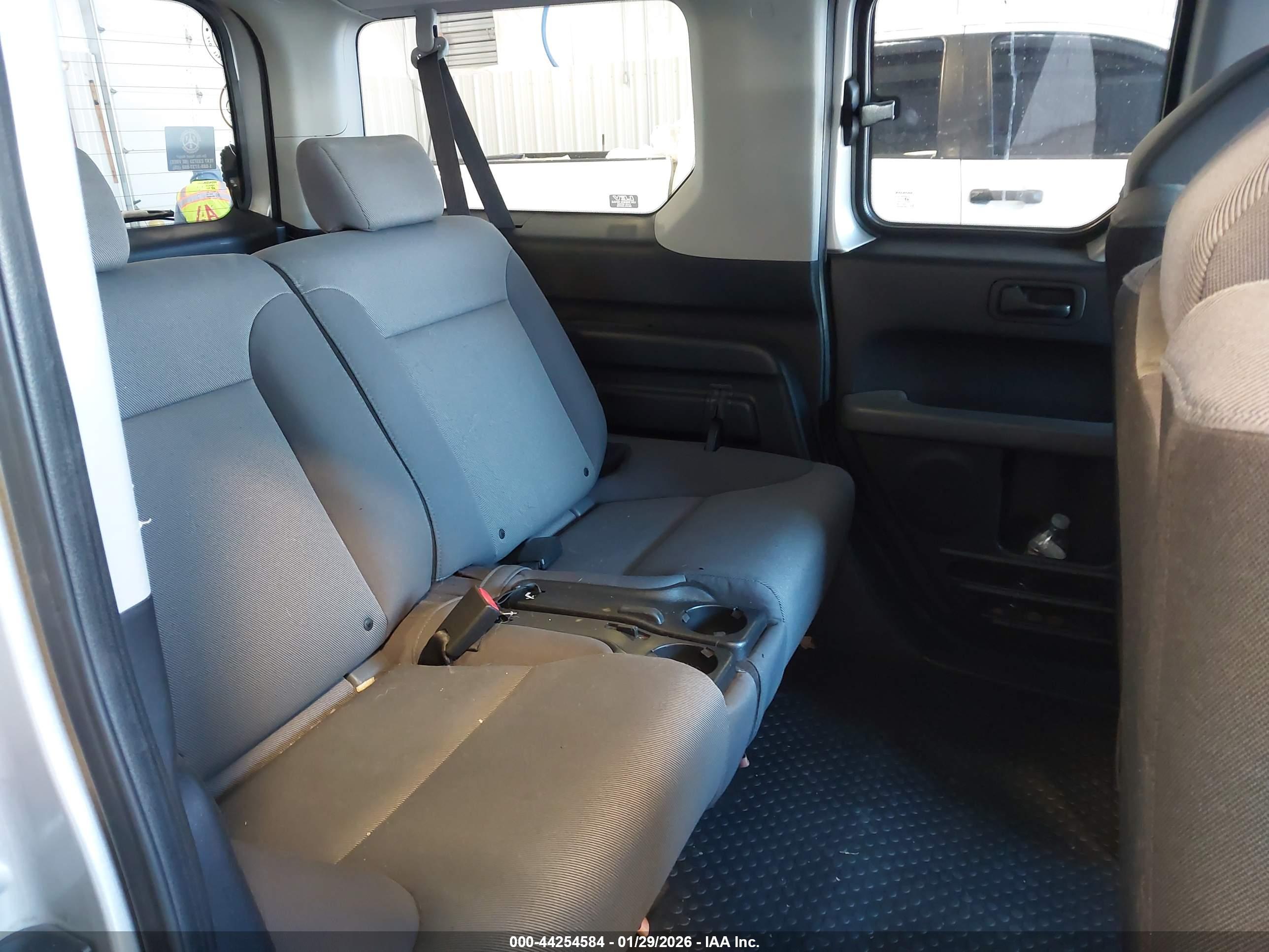 HONDA ELEMENT image 8