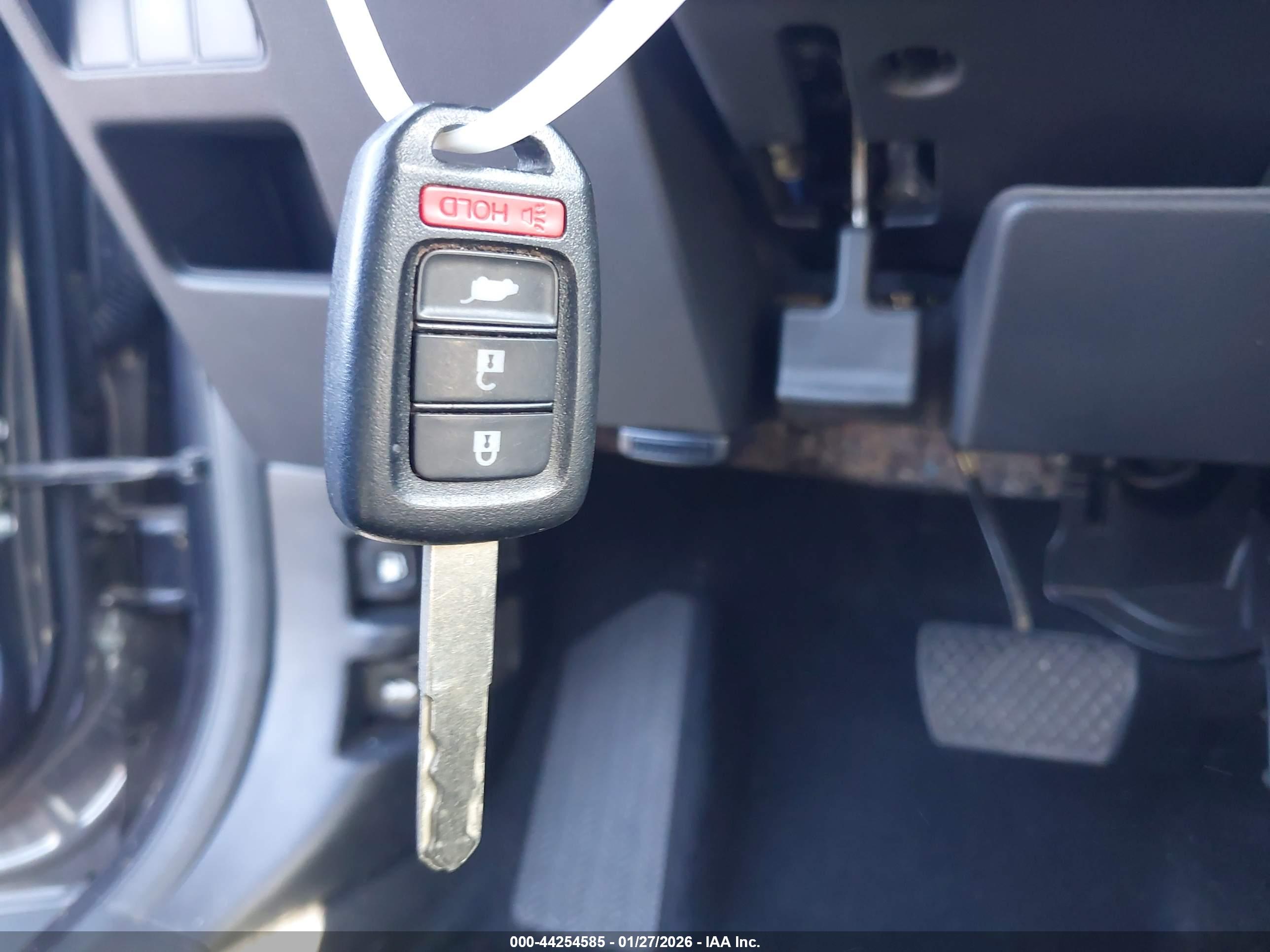 HONDA CR-V image 11