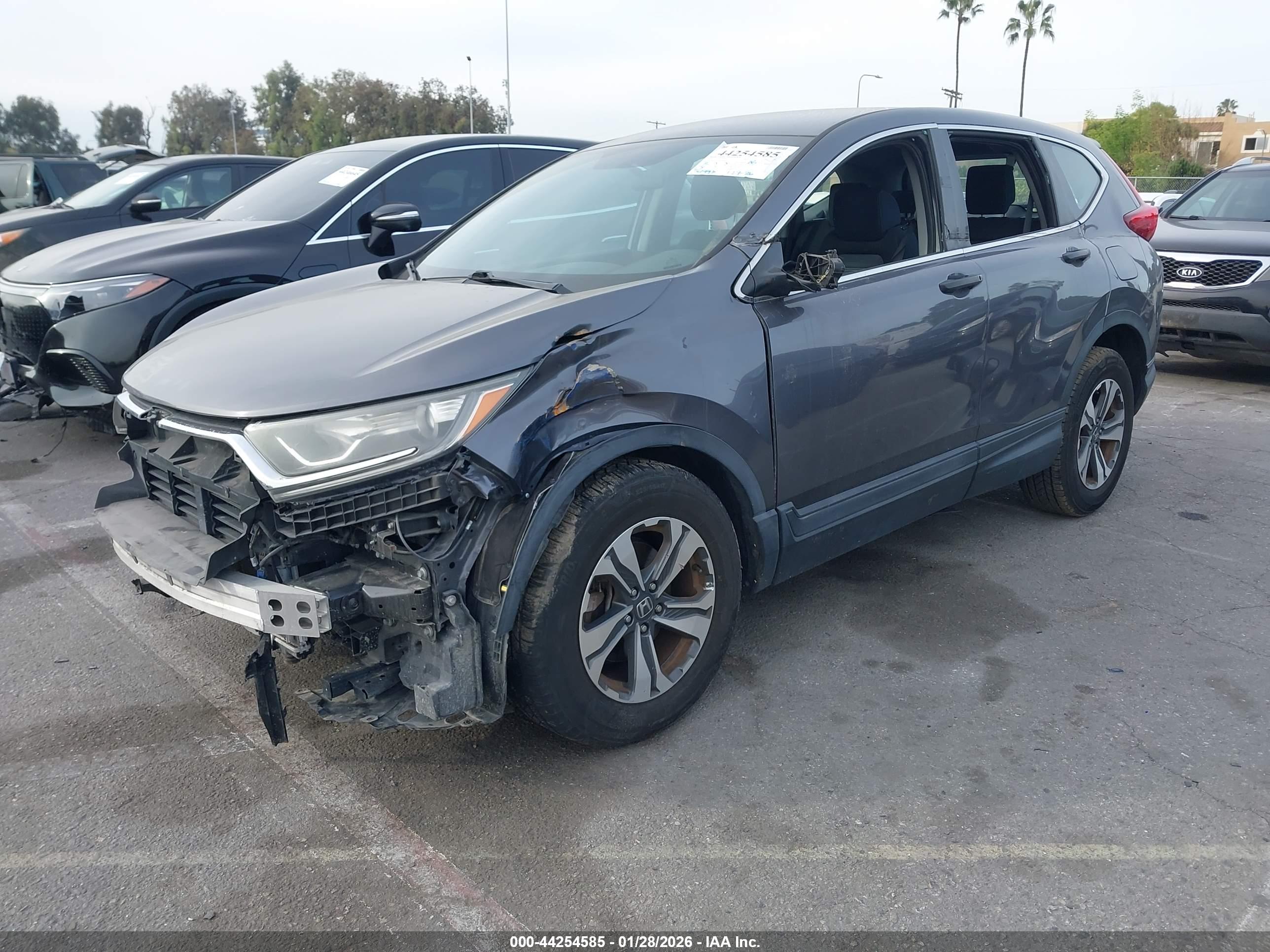 HONDA CR-V image 2