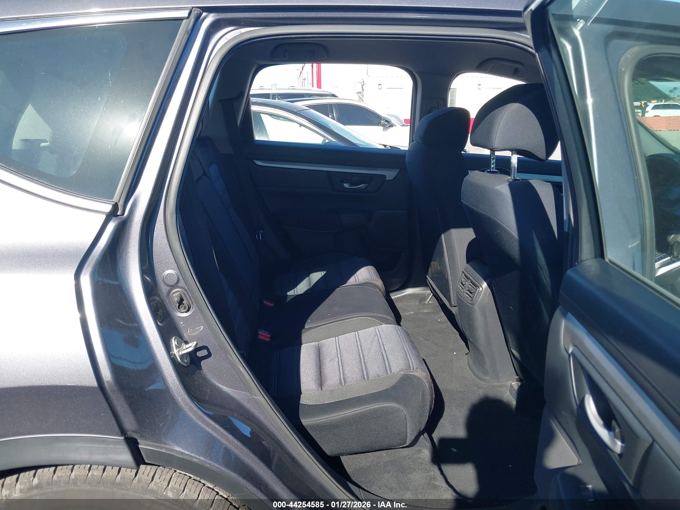HONDA CR-V image 8