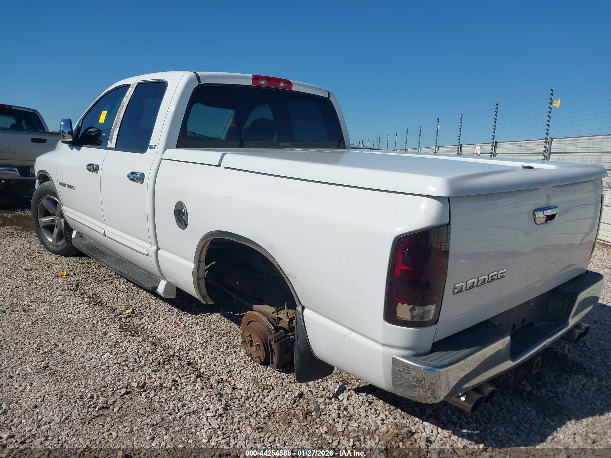 DODGE RAM image 3
