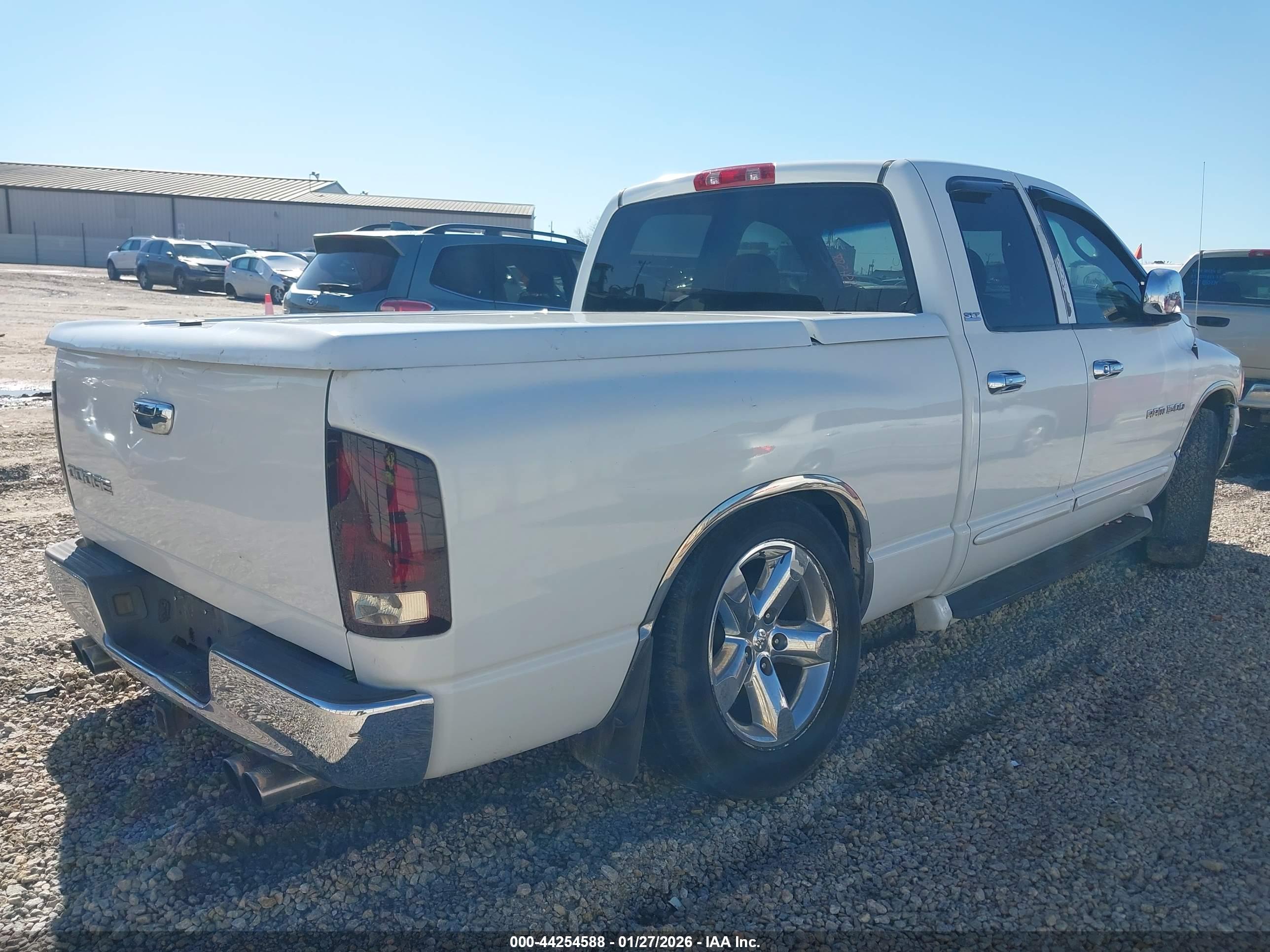 DODGE RAM image 4