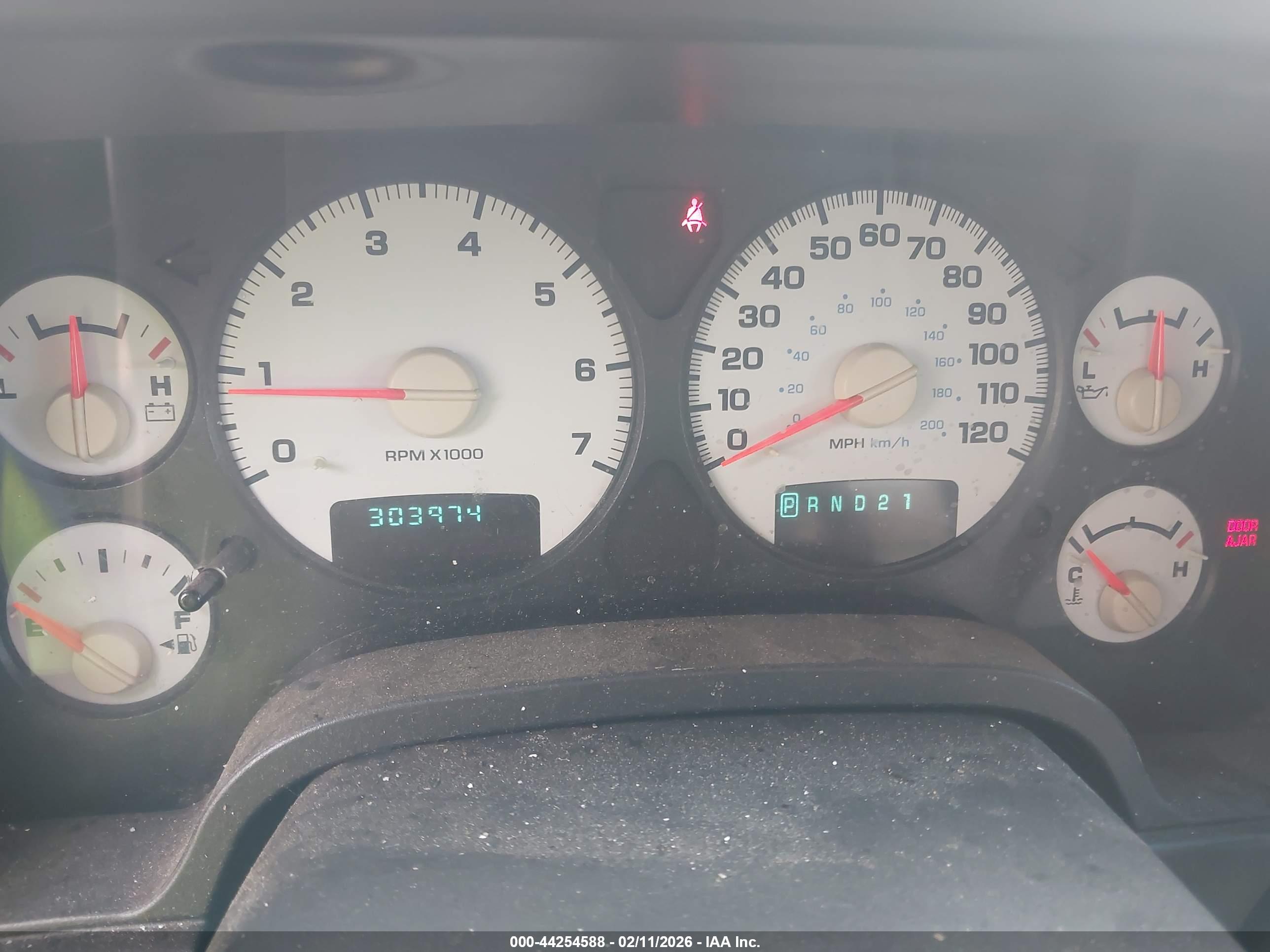 DODGE RAM image 7