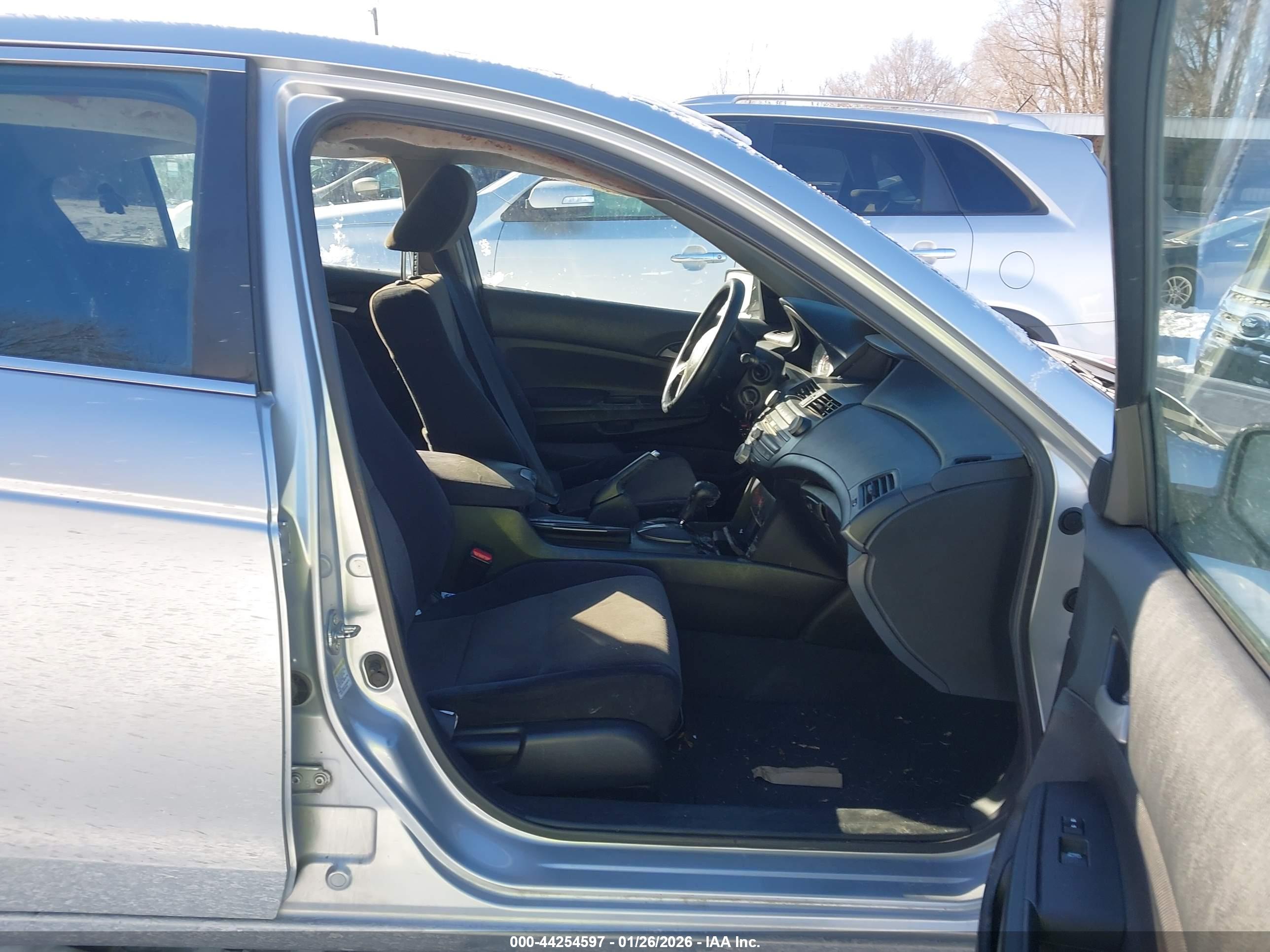 HONDA ACCORD image 5