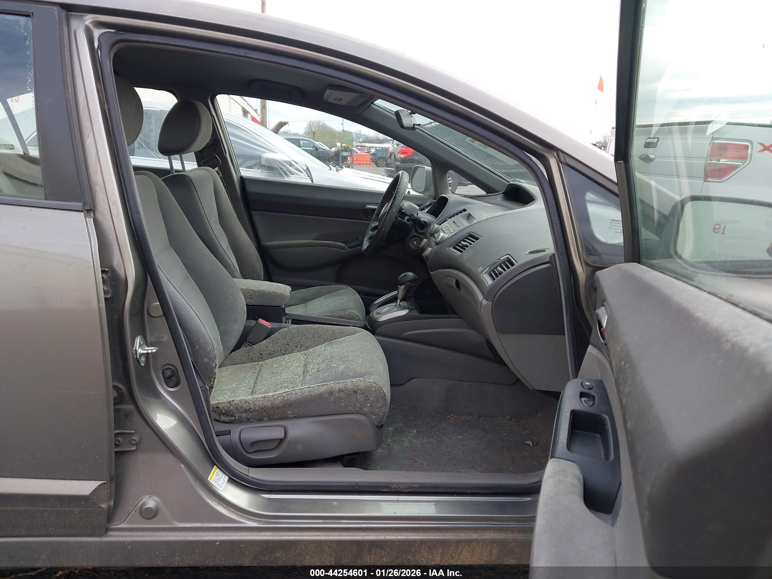 HONDA CIVIC image 5