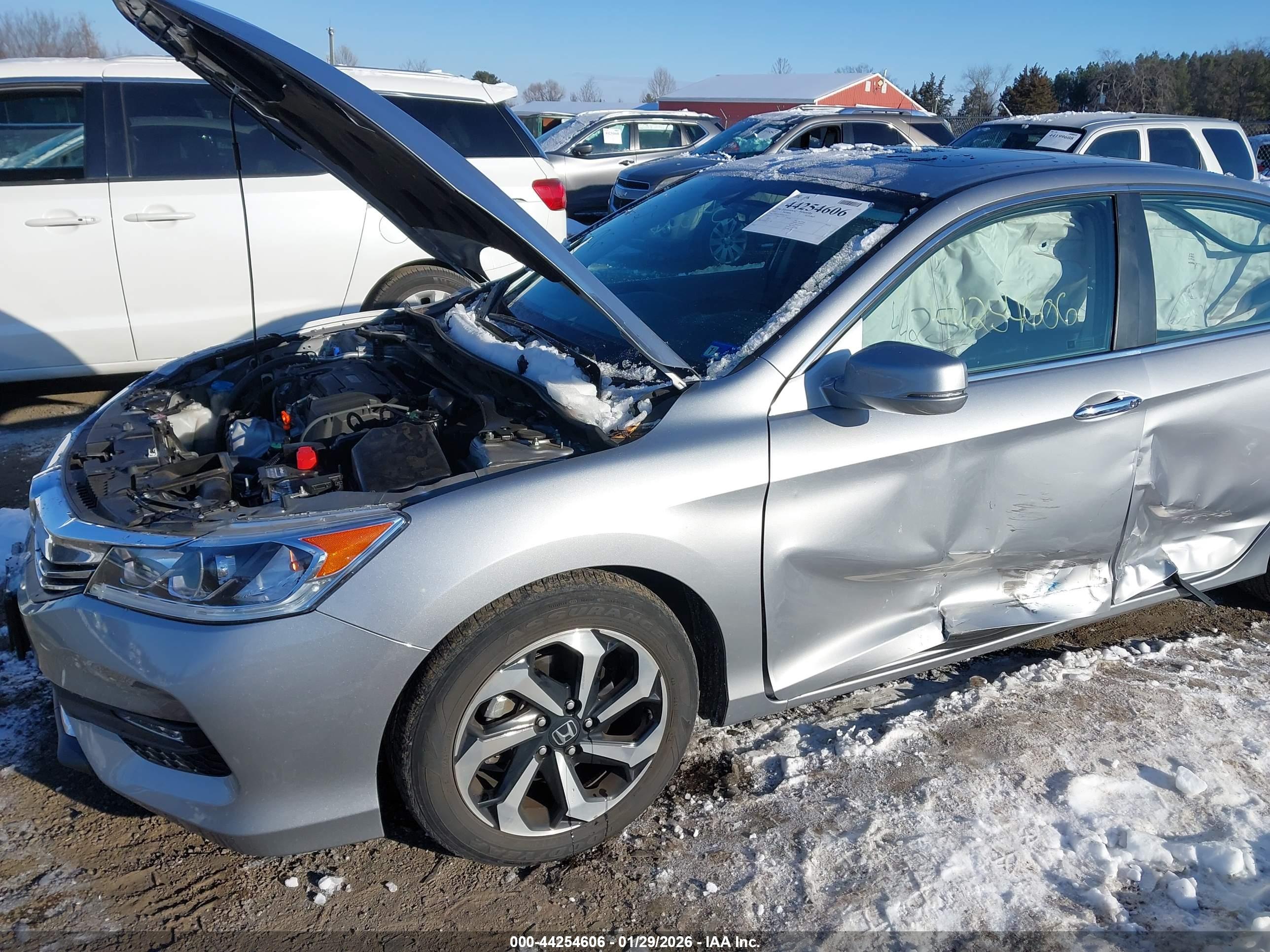 HONDA ACCORD image 6