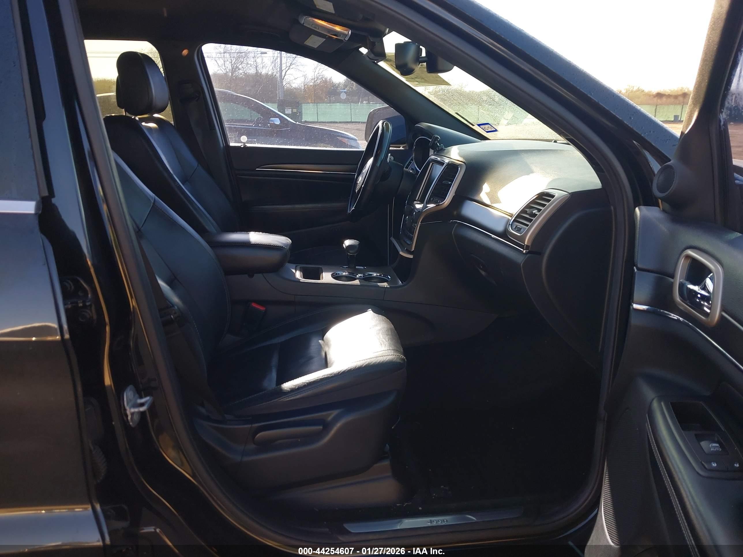 JEEP GRAND image 5