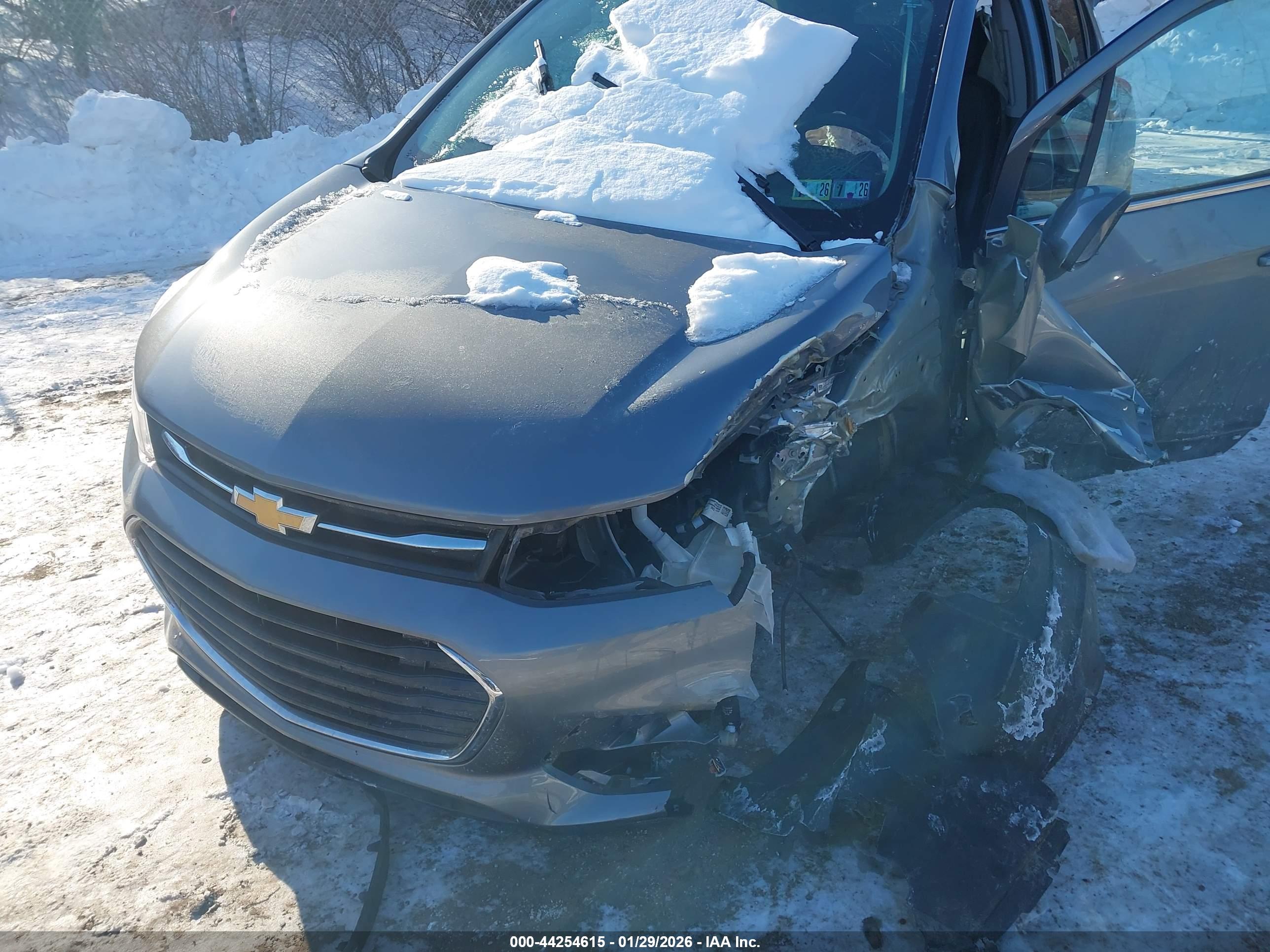 CHEVROLET TRAX image 6
