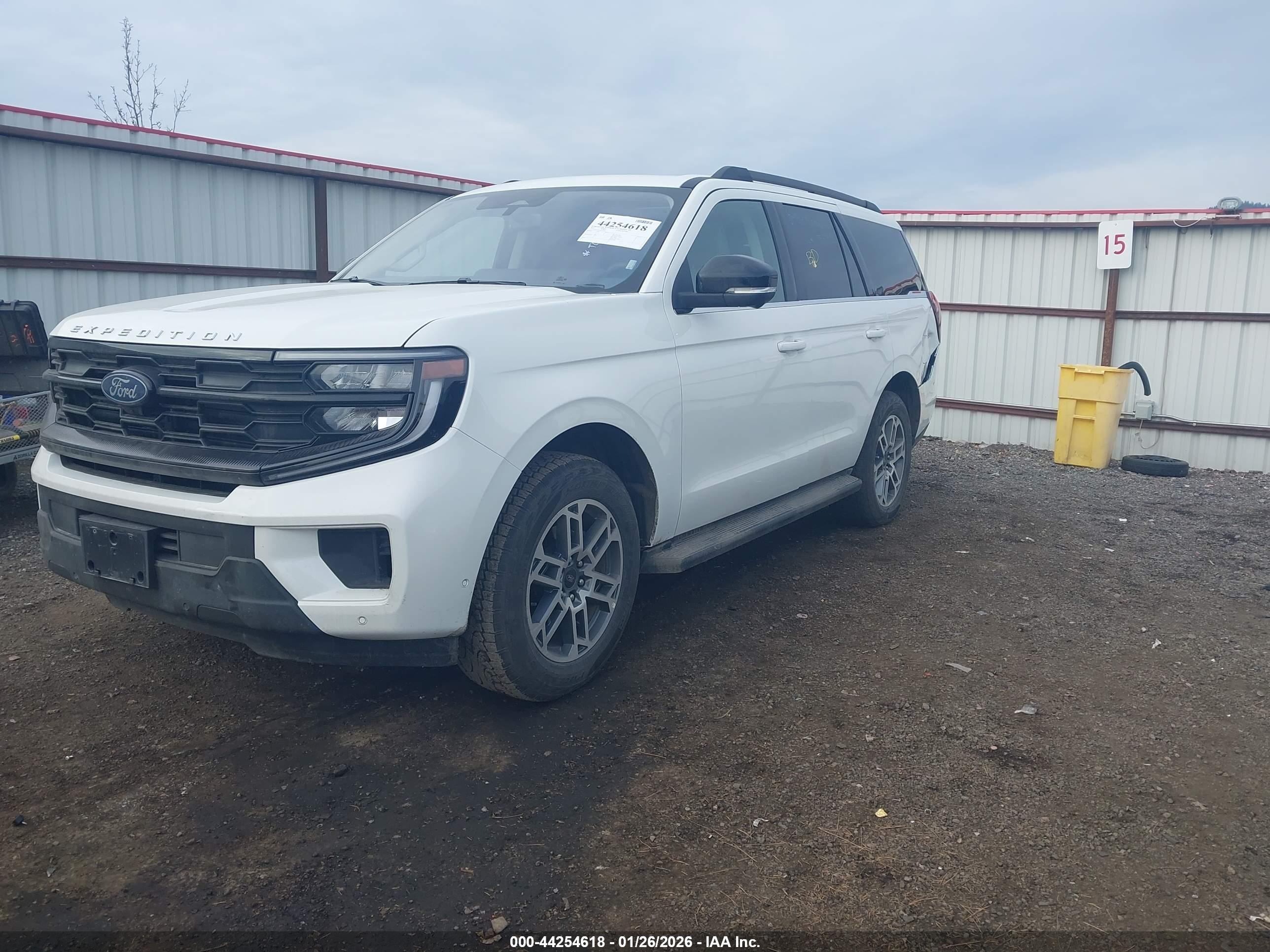 FORD EXPEDITION image 2