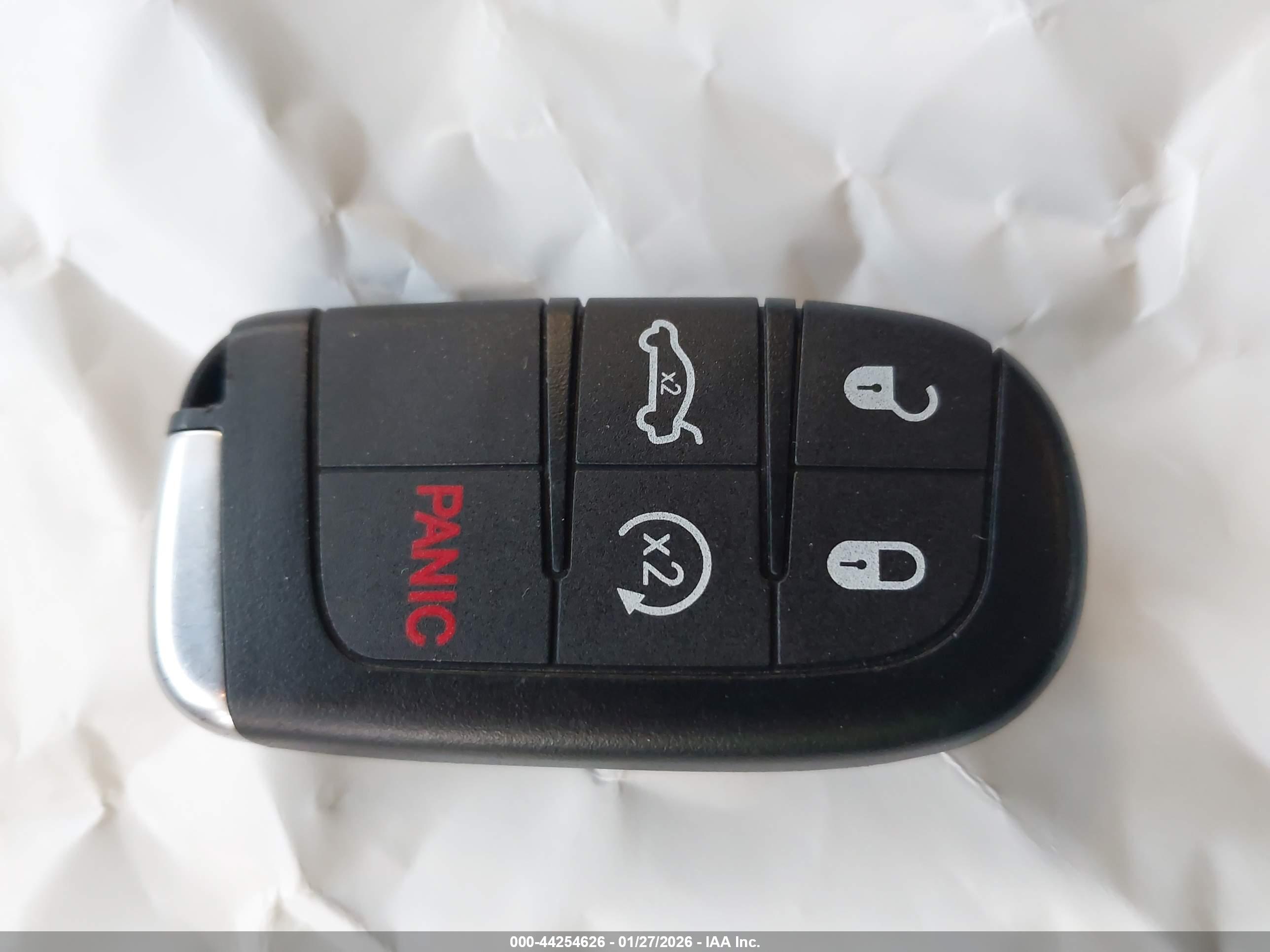 JEEP CHEROKEE image 11