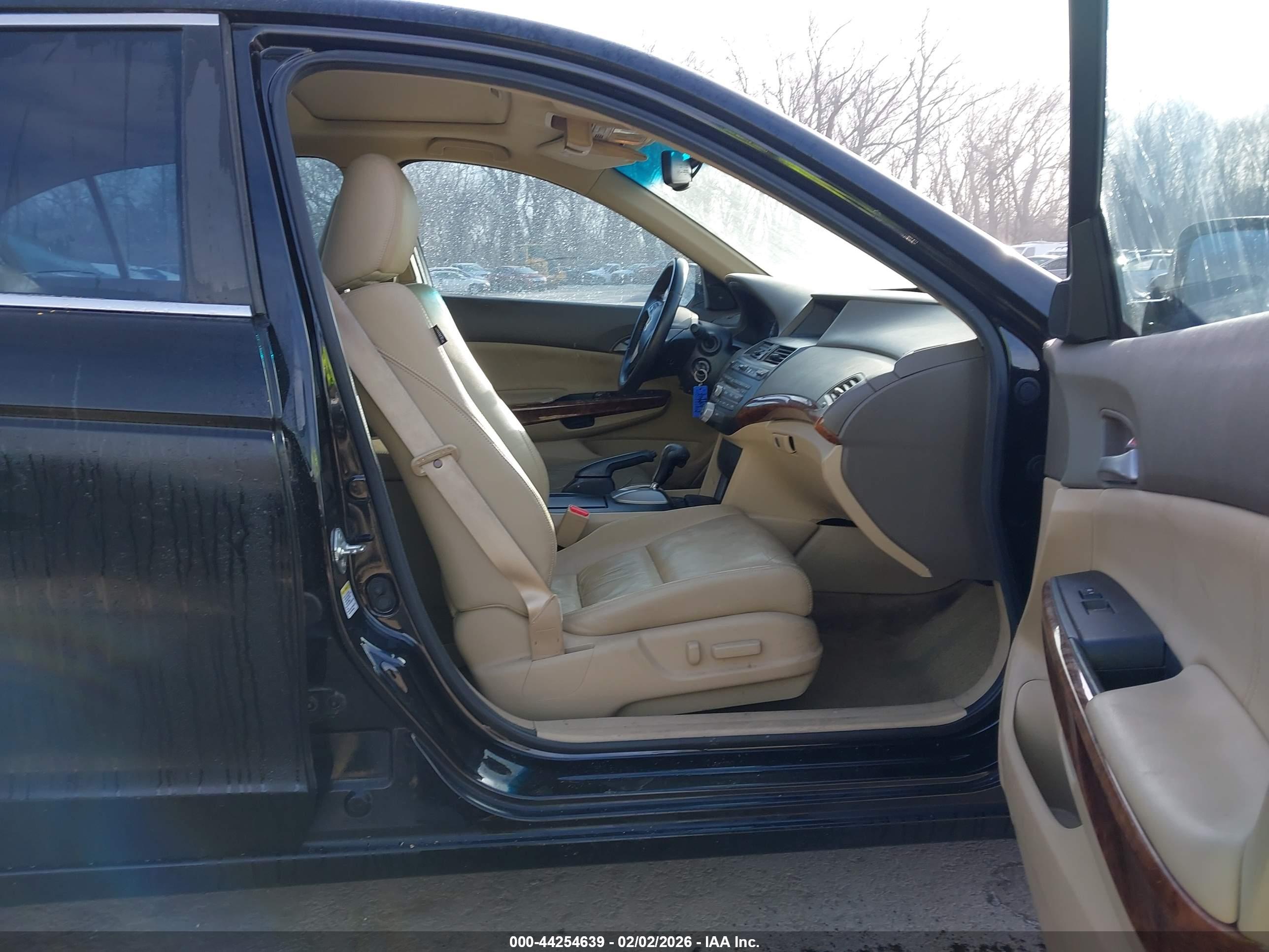 HONDA ACCORD image 5