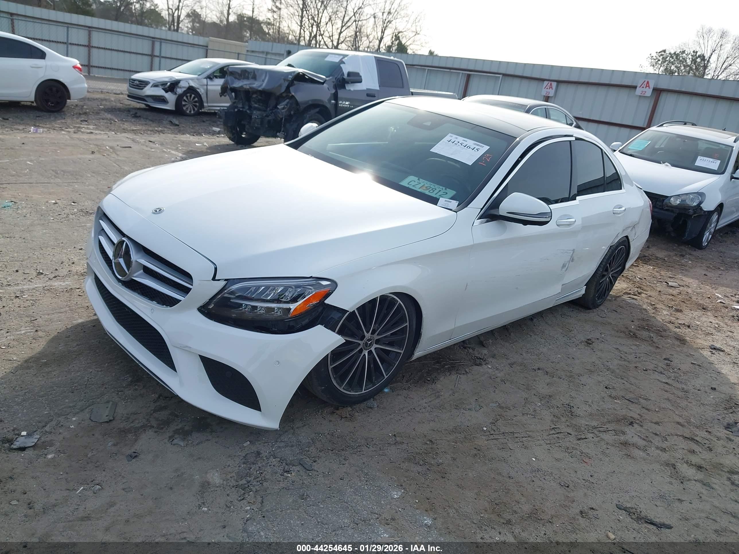 MERCEDES-BENZ C image 2