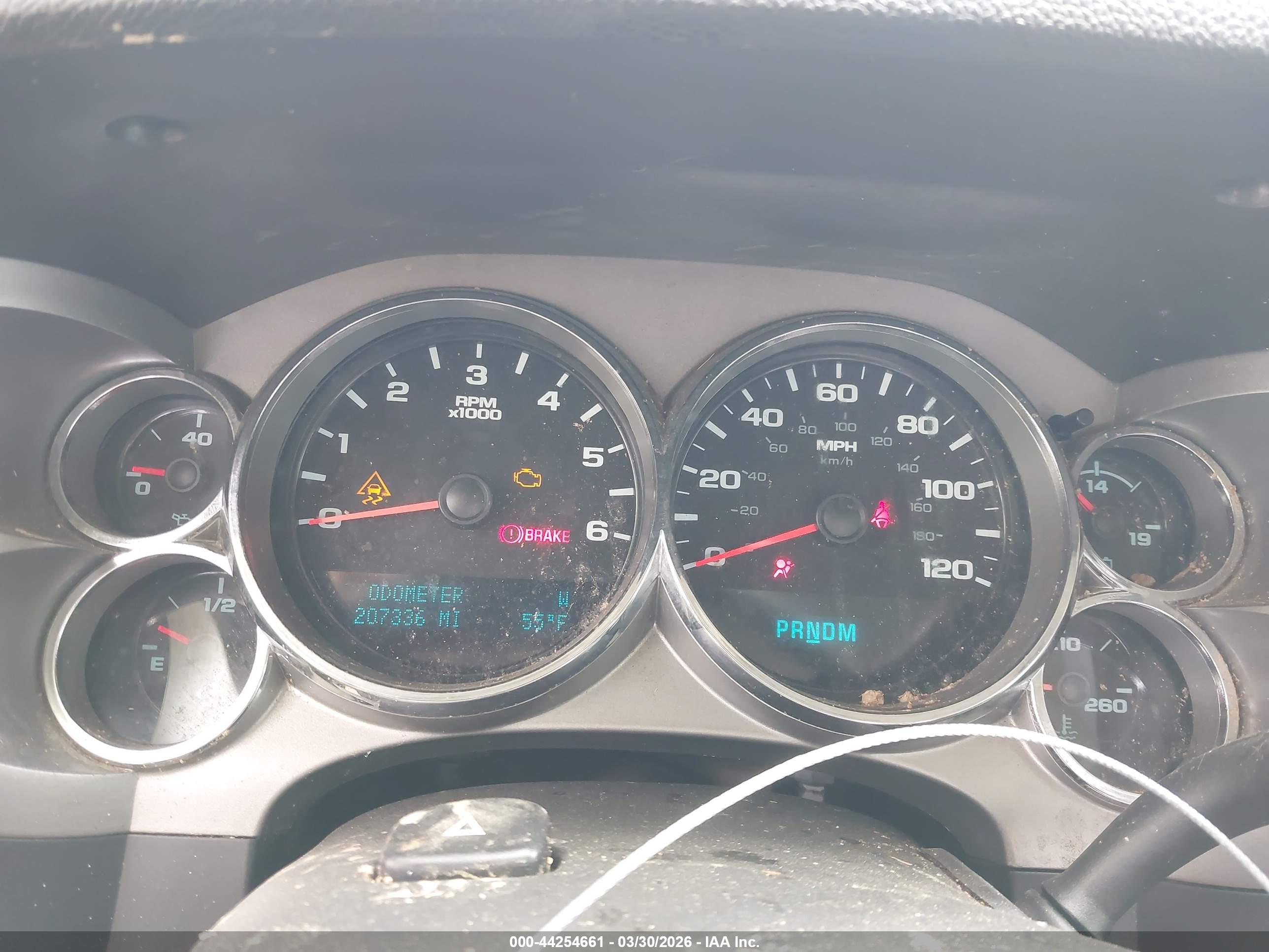 CHEVROLET SILVERADO image 7