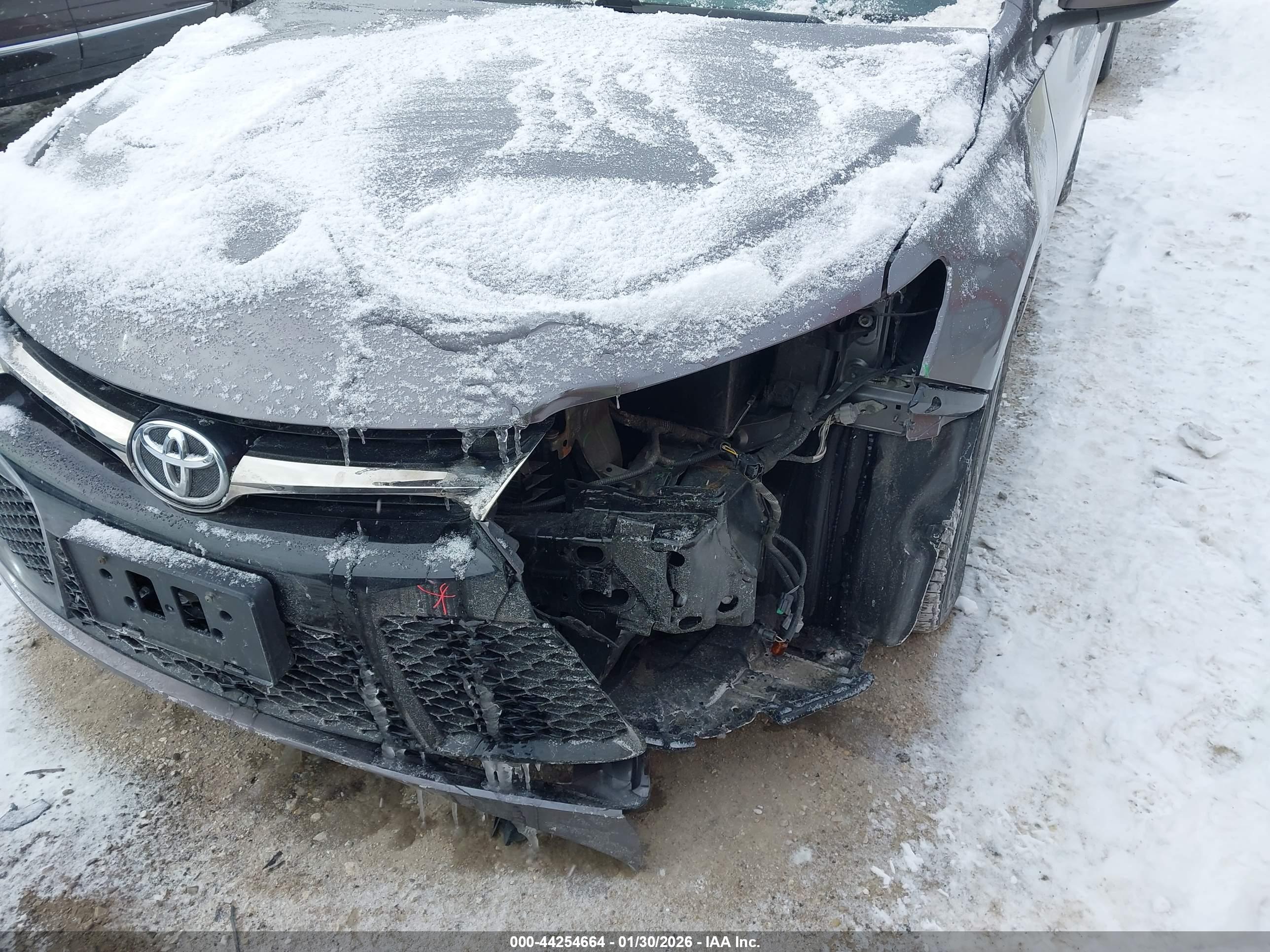 TOYOTA CAMRY image 6