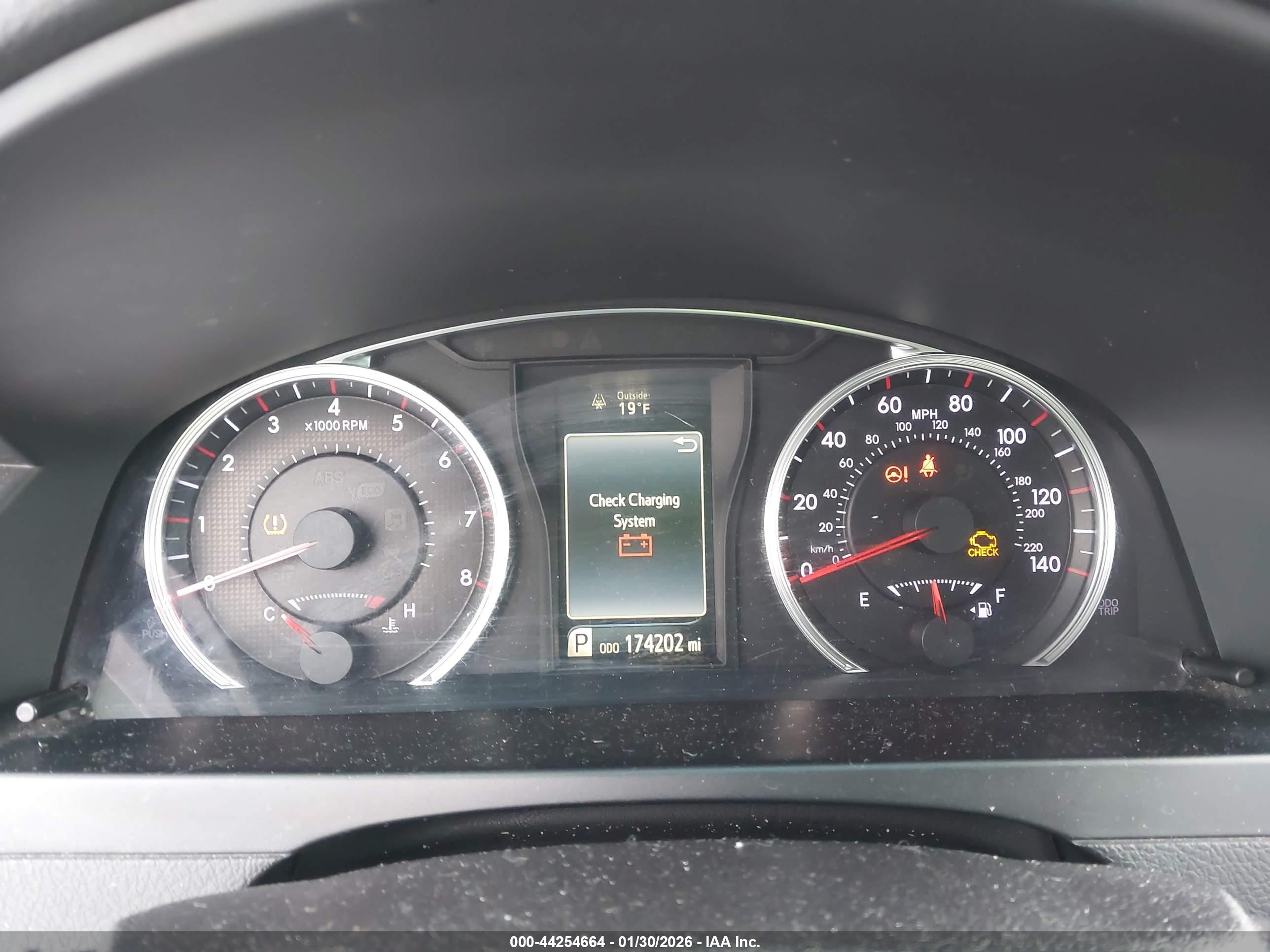 TOYOTA CAMRY image 7