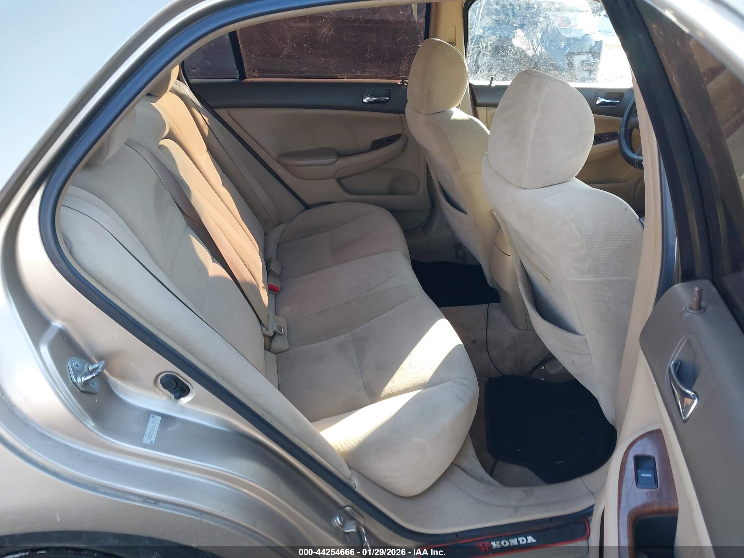 HONDA ACCORD image 8