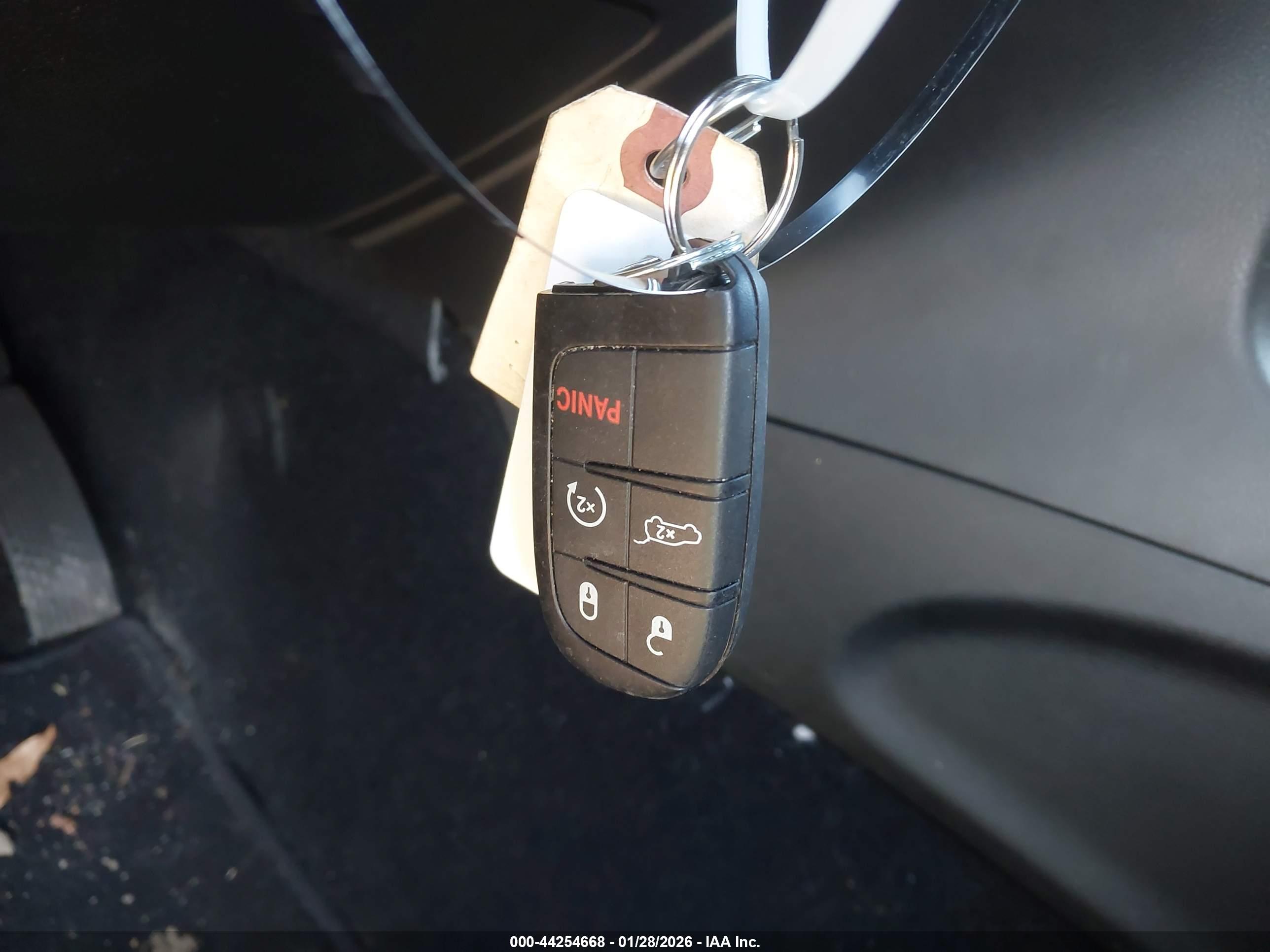JEEP GRAND image 11