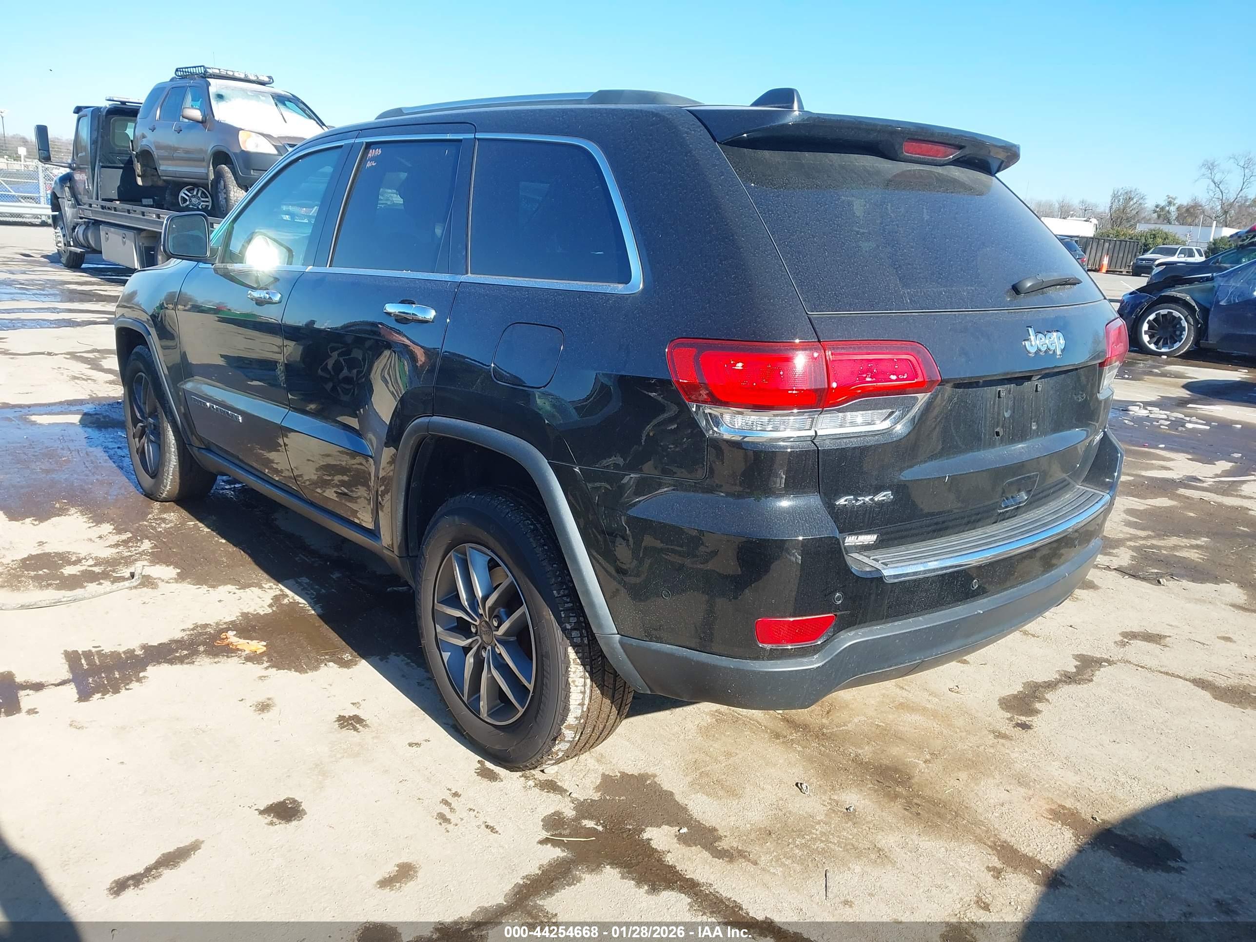 JEEP GRAND image 3