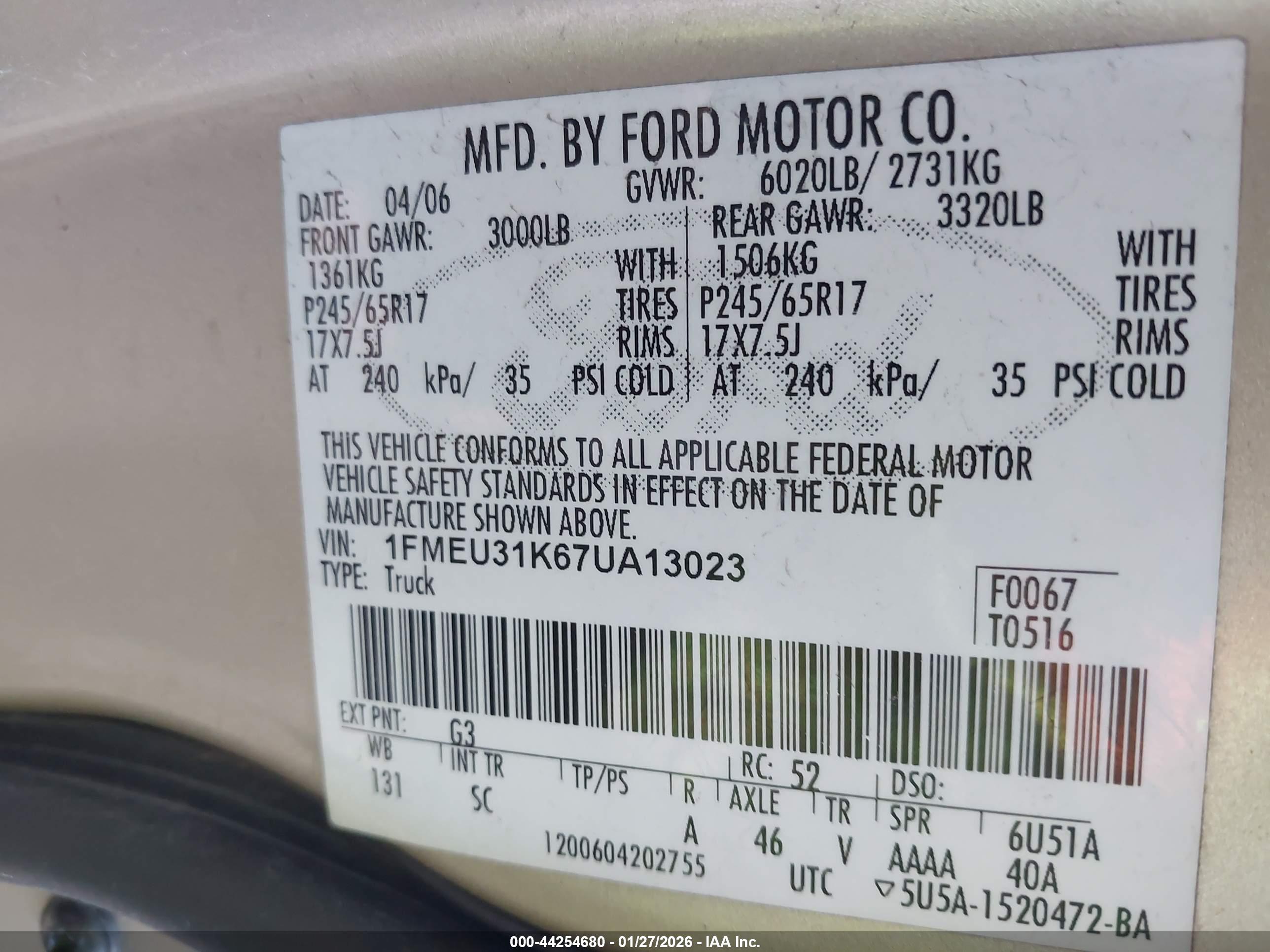 FORD EXPLORER image 9