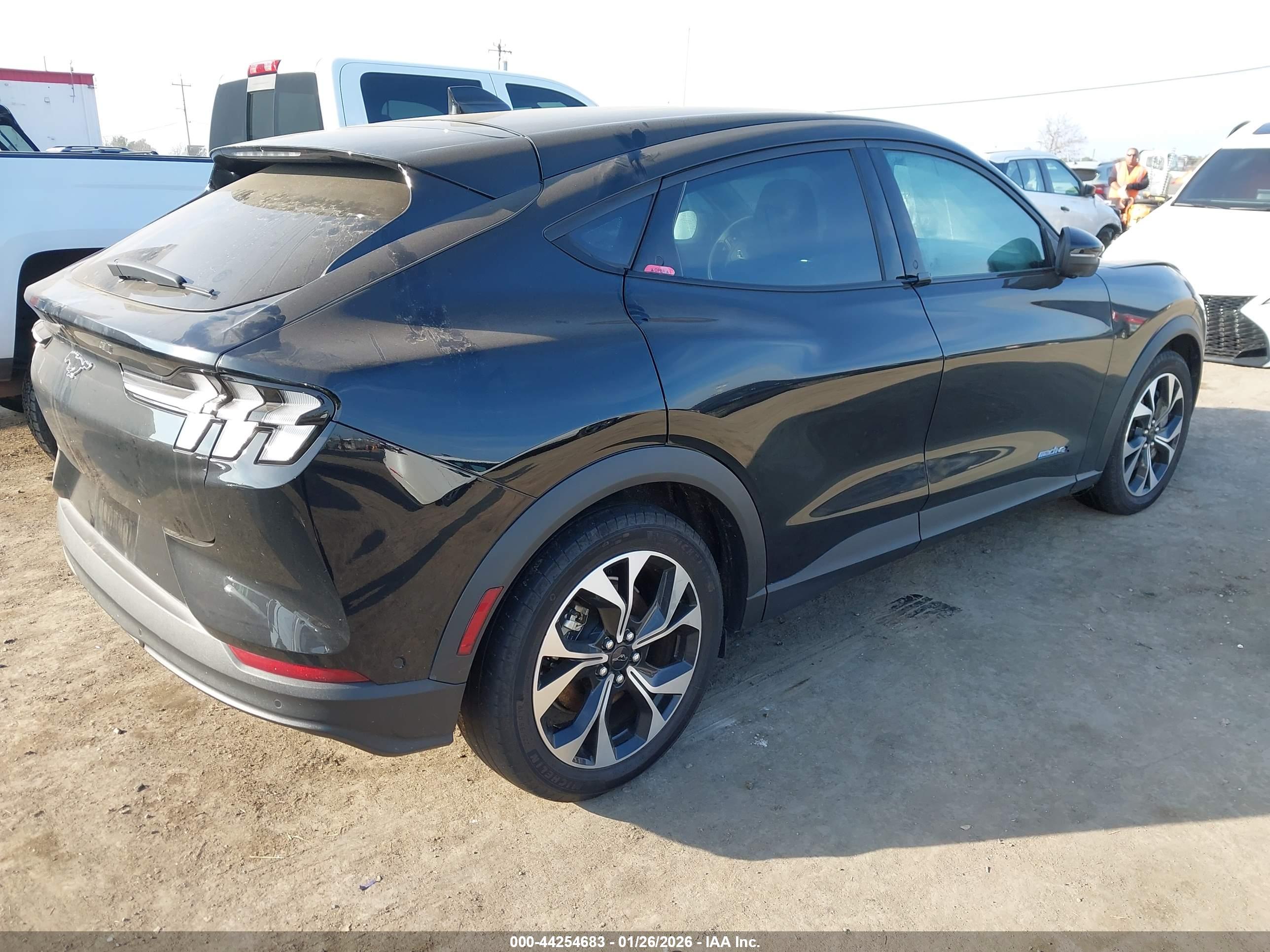 FORD MUSTANG image 4