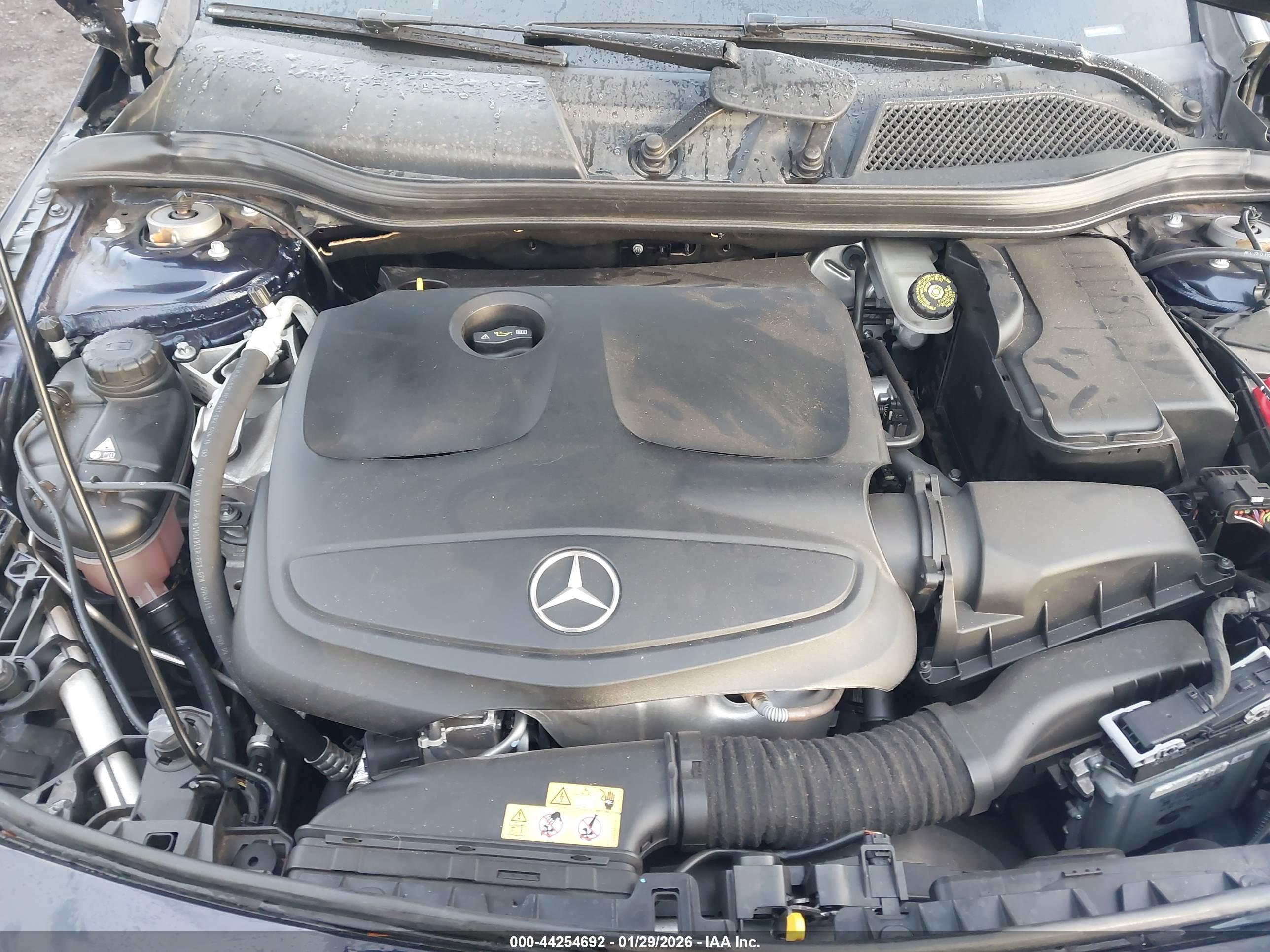 MERCEDES-BENZ CLA image 10