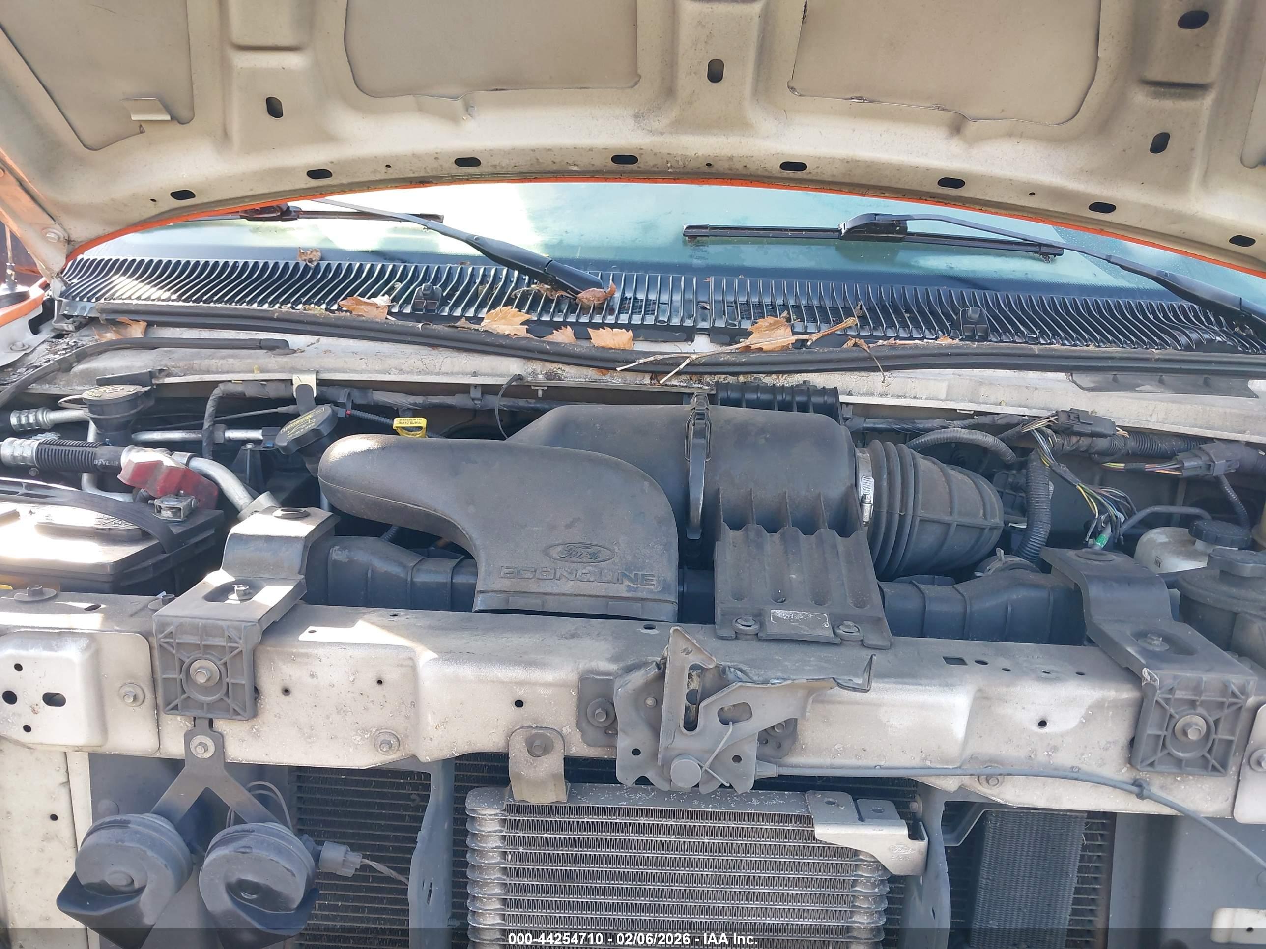 FORD E-450 image 10
