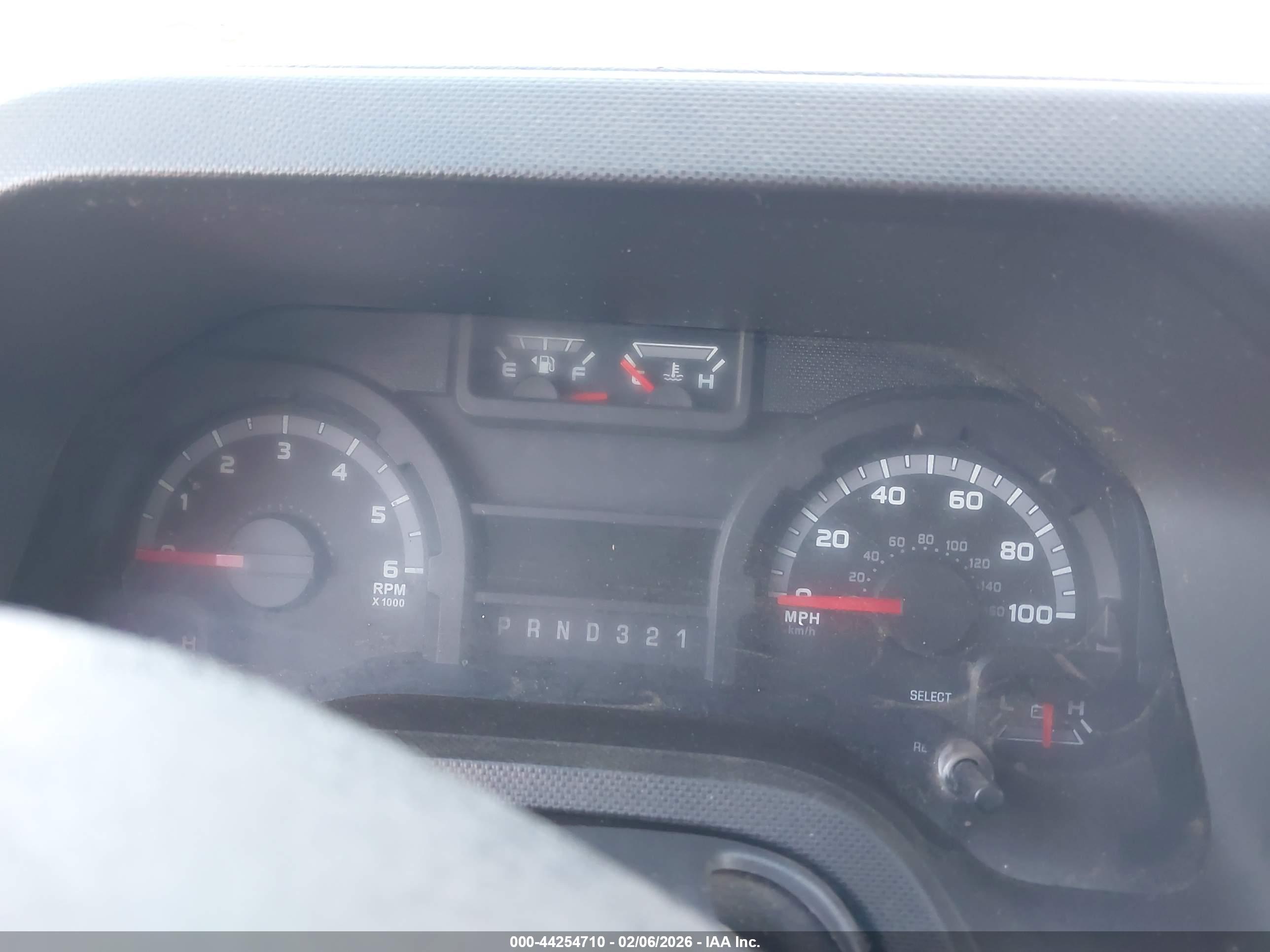 FORD E-450 image 7