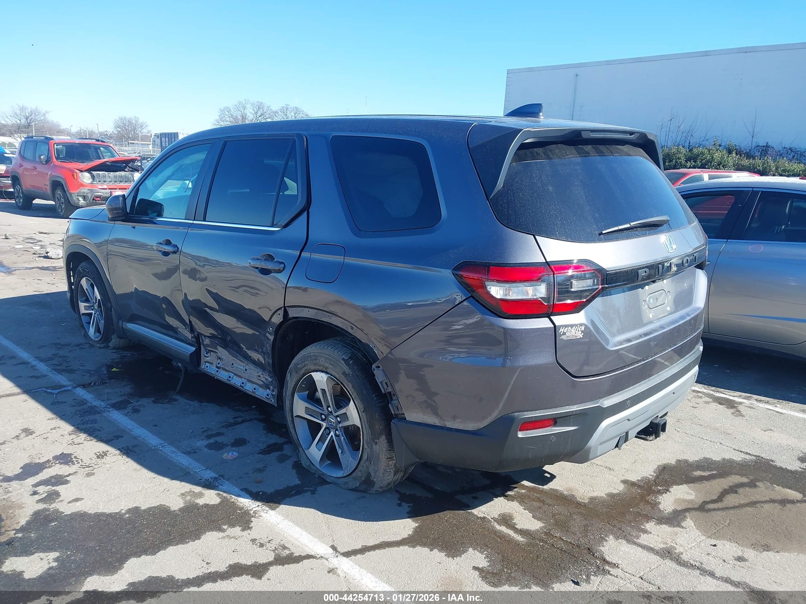 HONDA PILOT image 3