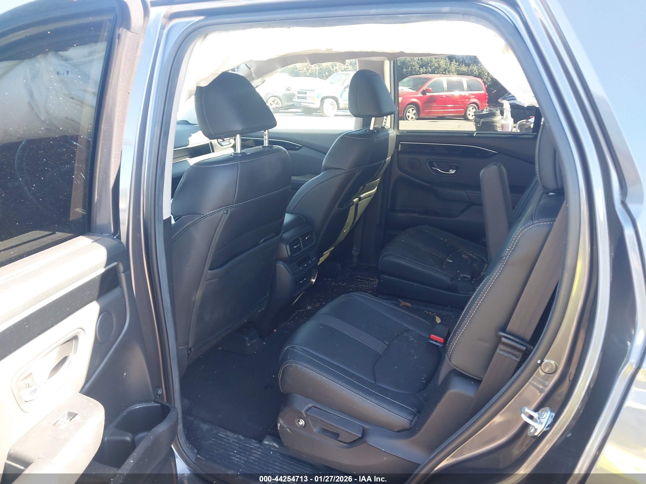 HONDA PILOT image 8